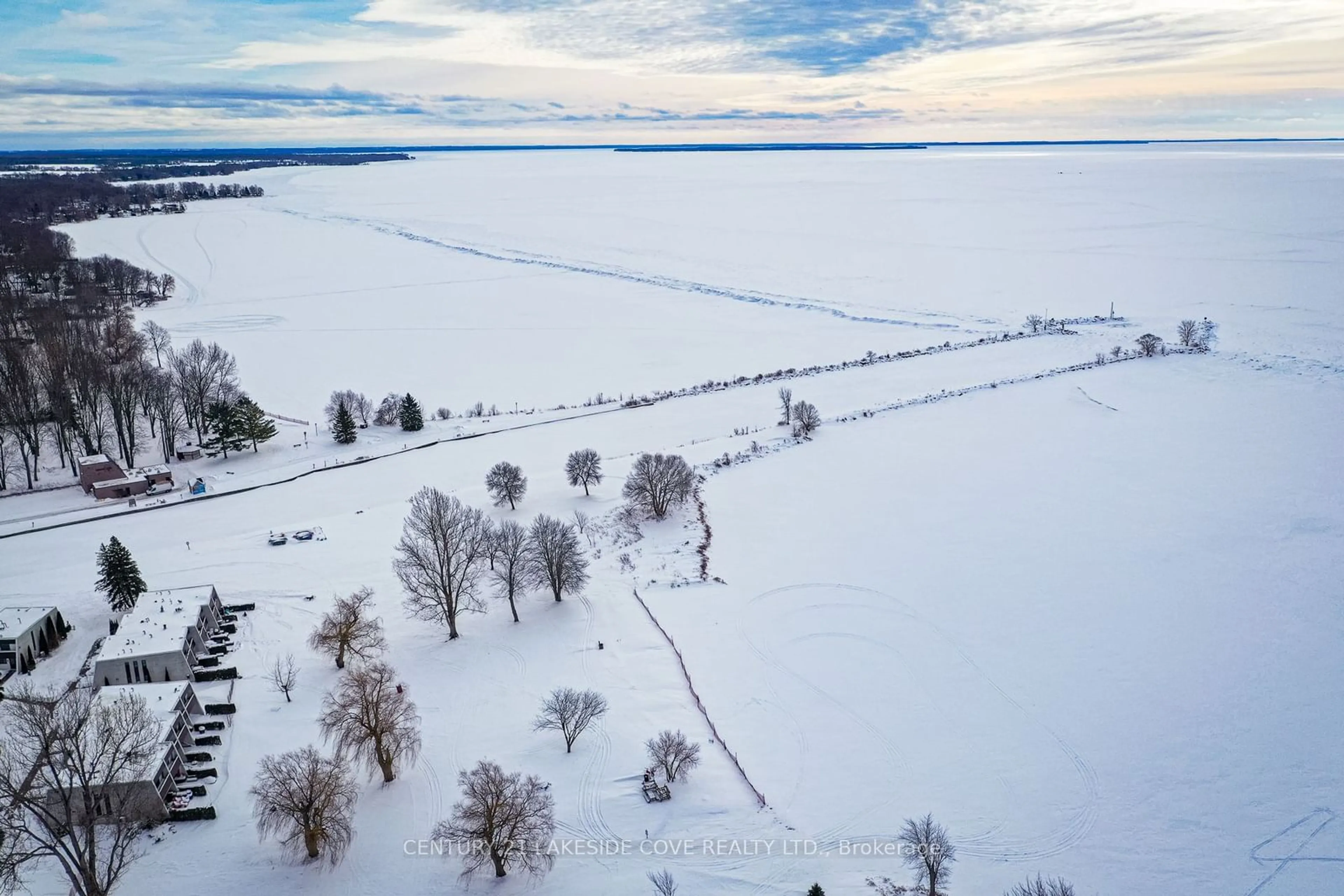 A pic from outside/outdoor area/front of a property/back of a property/a pic from drone, water/lake/river/ocean view for 2 Paradise Blvd #Unit 16, Ramara Ontario L0K 1B0