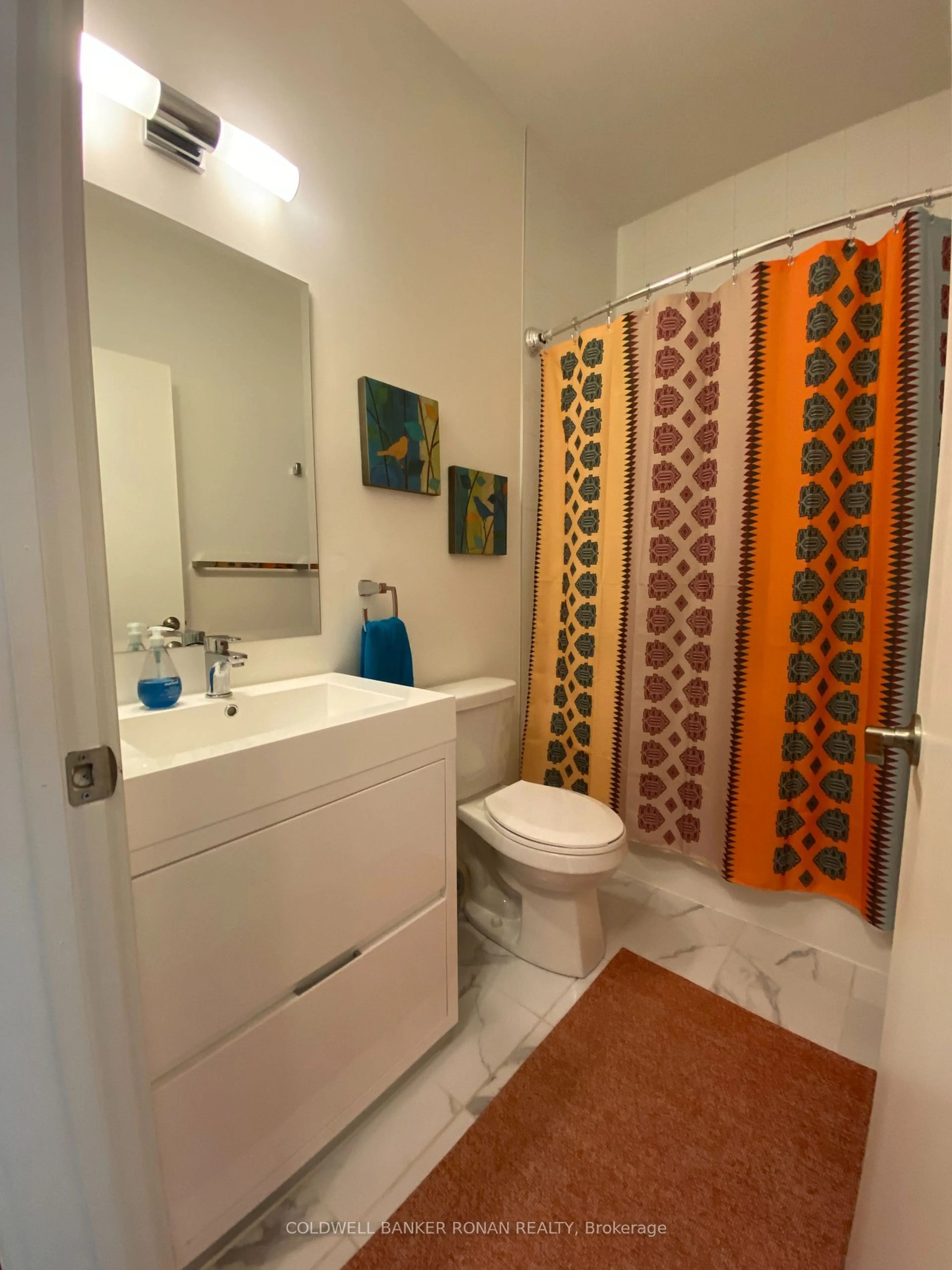 Standard bathroom, unknown for 21 Matchedash St #208, Orillia Ontario L3V 4W4