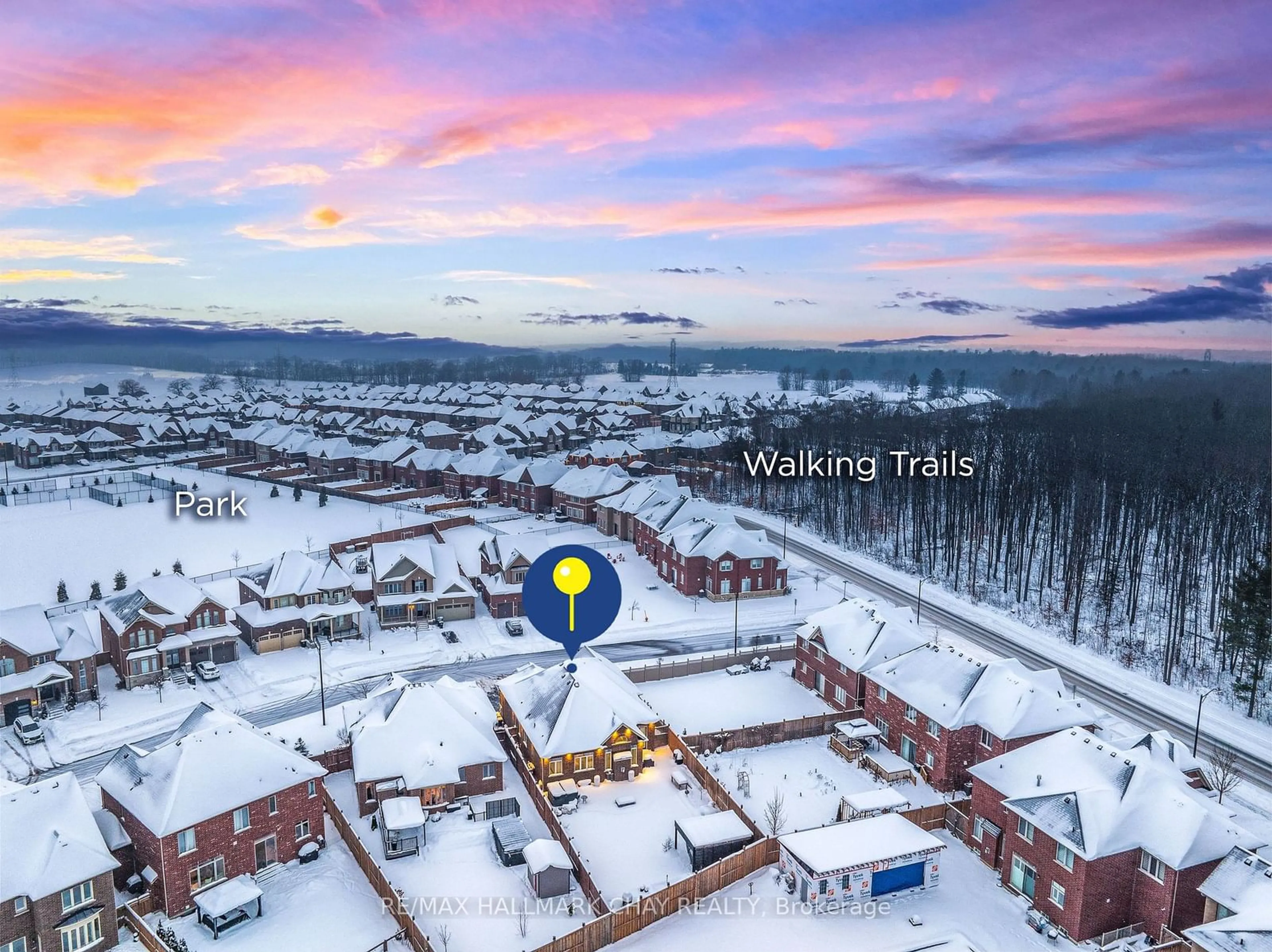 A pic from outside/outdoor area/front of a property/back of a property/a pic from drone, building for 96 Redmond Cres, Springwater Ontario L9X 1Z8