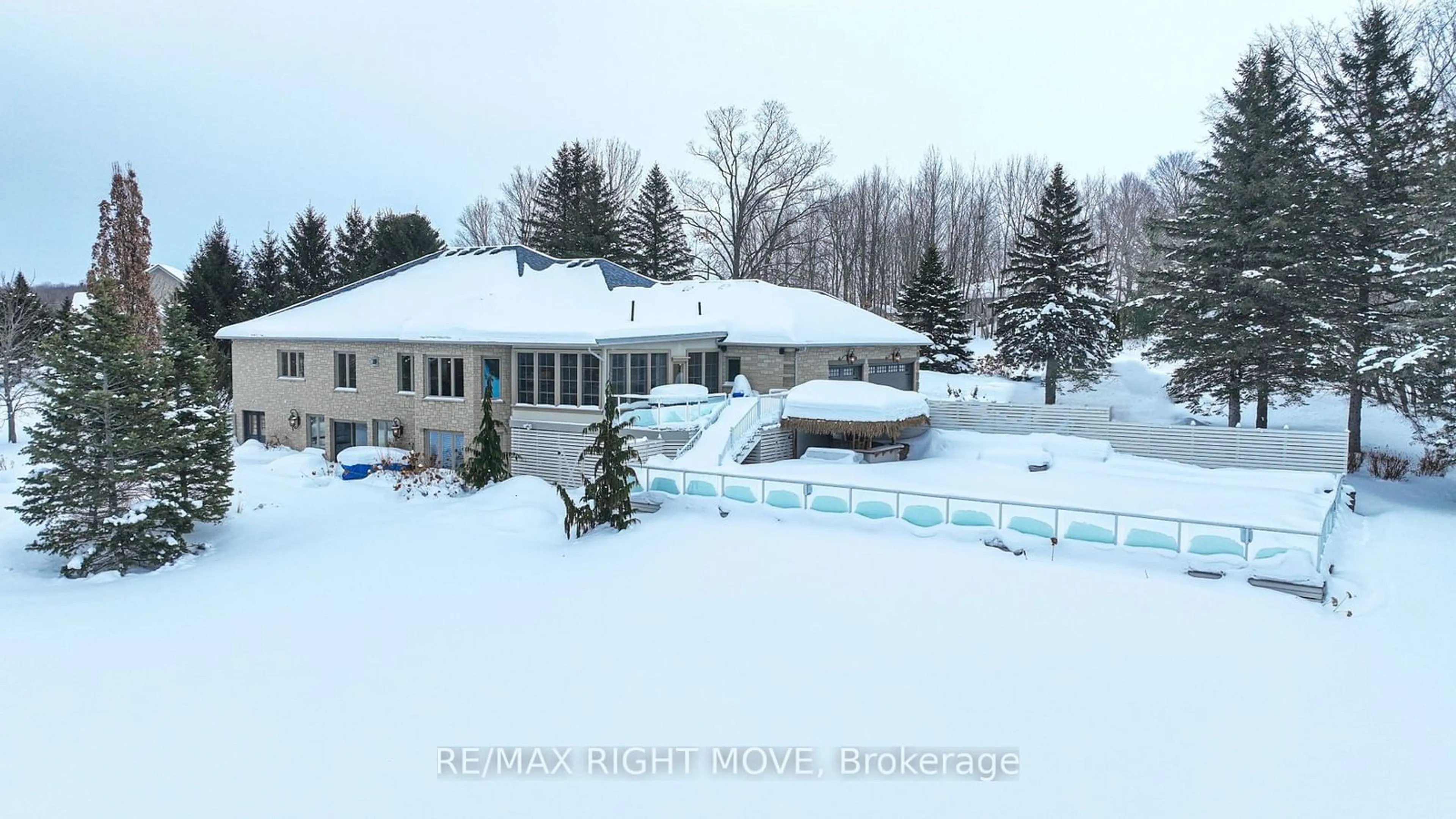 Pool for 1263 Hawk Ridge Cres, Severn Ontario L3V 0Y6