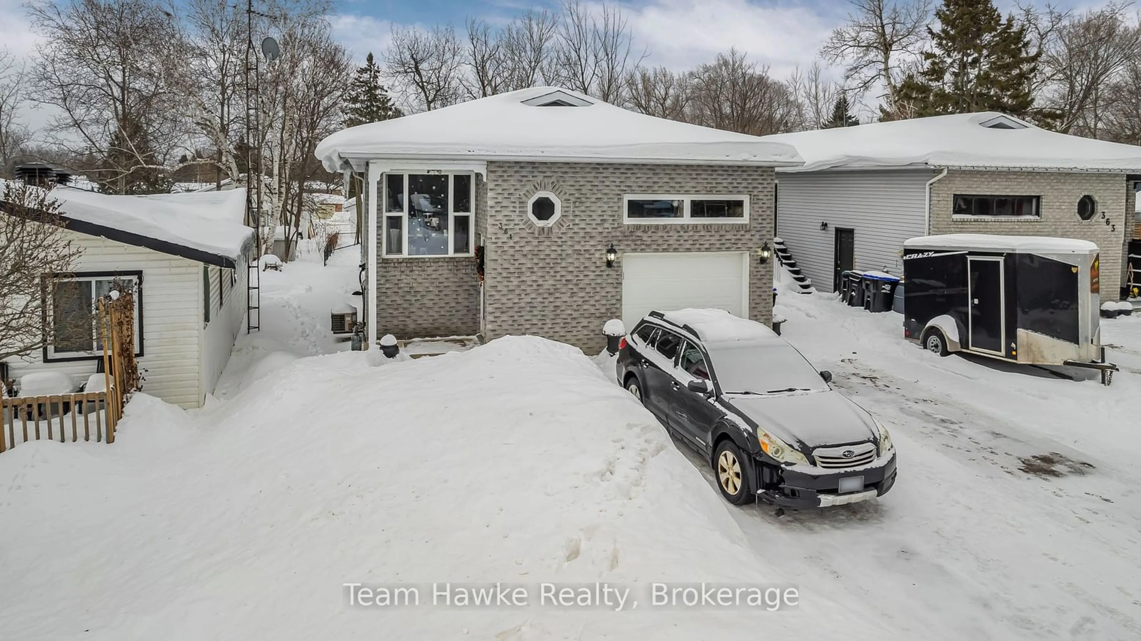 A pic from outside/outdoor area/front of a property/back of a property/a pic from drone, street for 361 Wardell St, Tay Ontario L0K 1R0