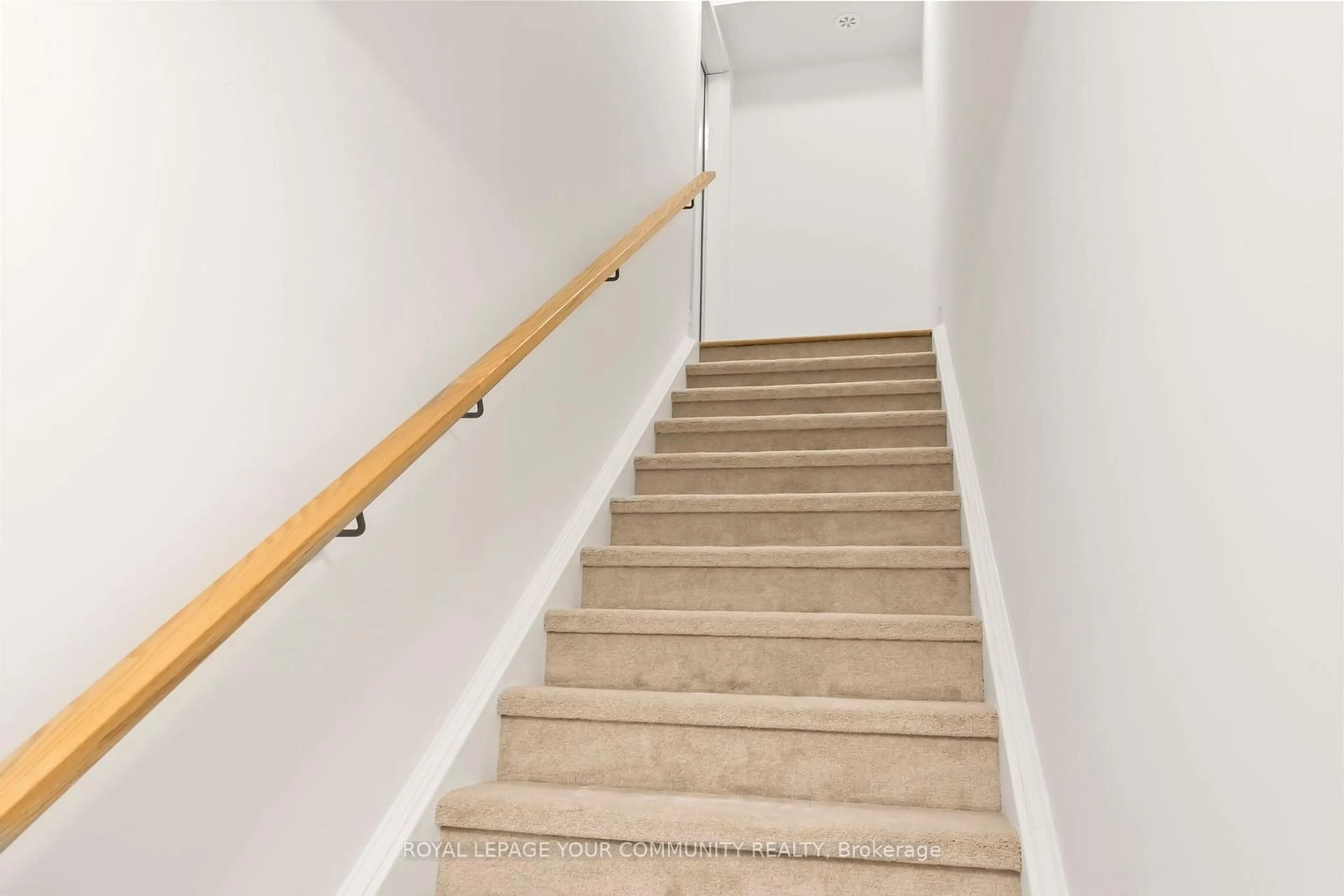 Stairs for 66 Appletree Lane, Barrie Ontario L9J 0P1