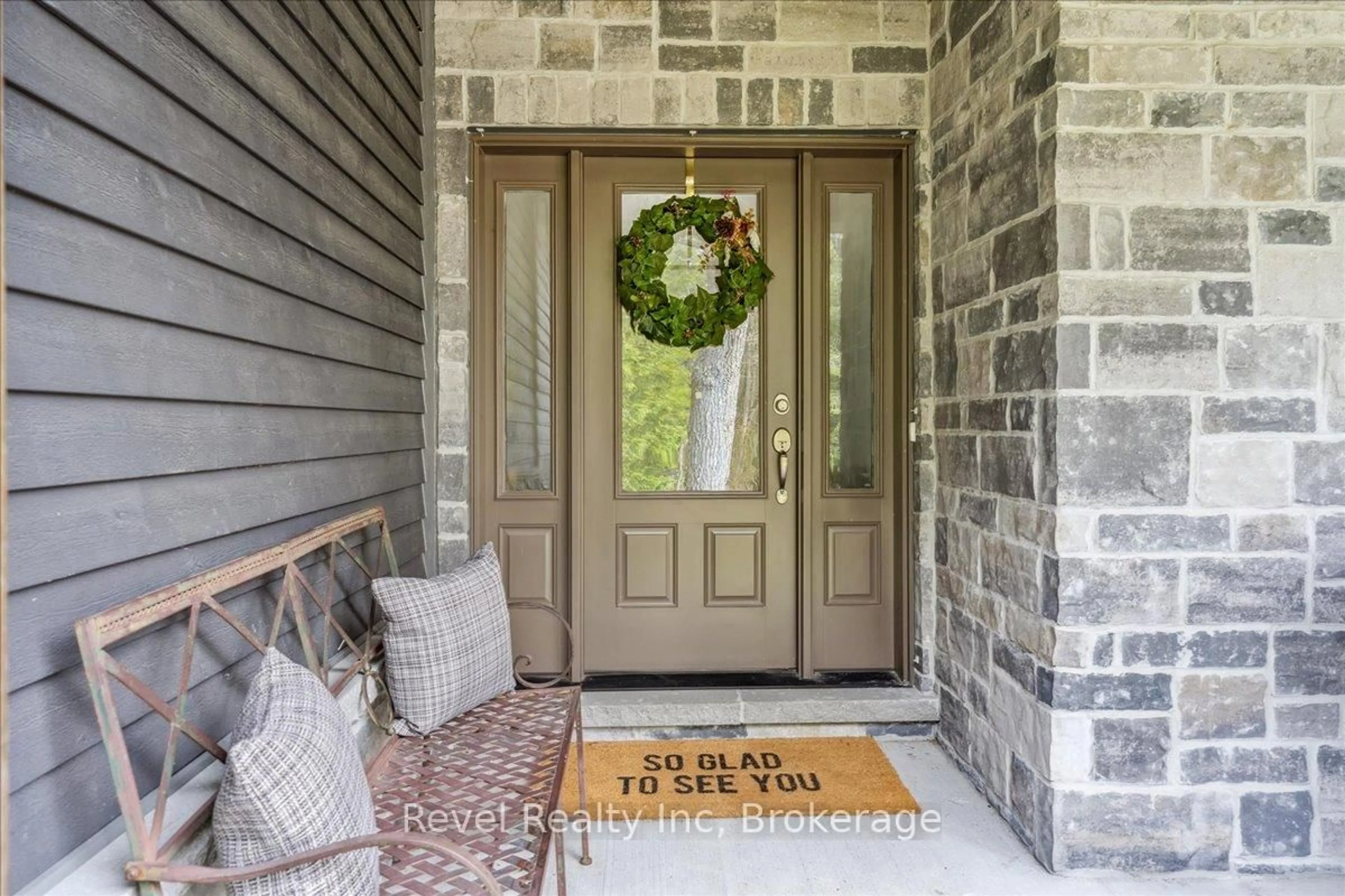 Indoor entryway for 59 TROUT Lane, Tiny Ontario L9M 0J1