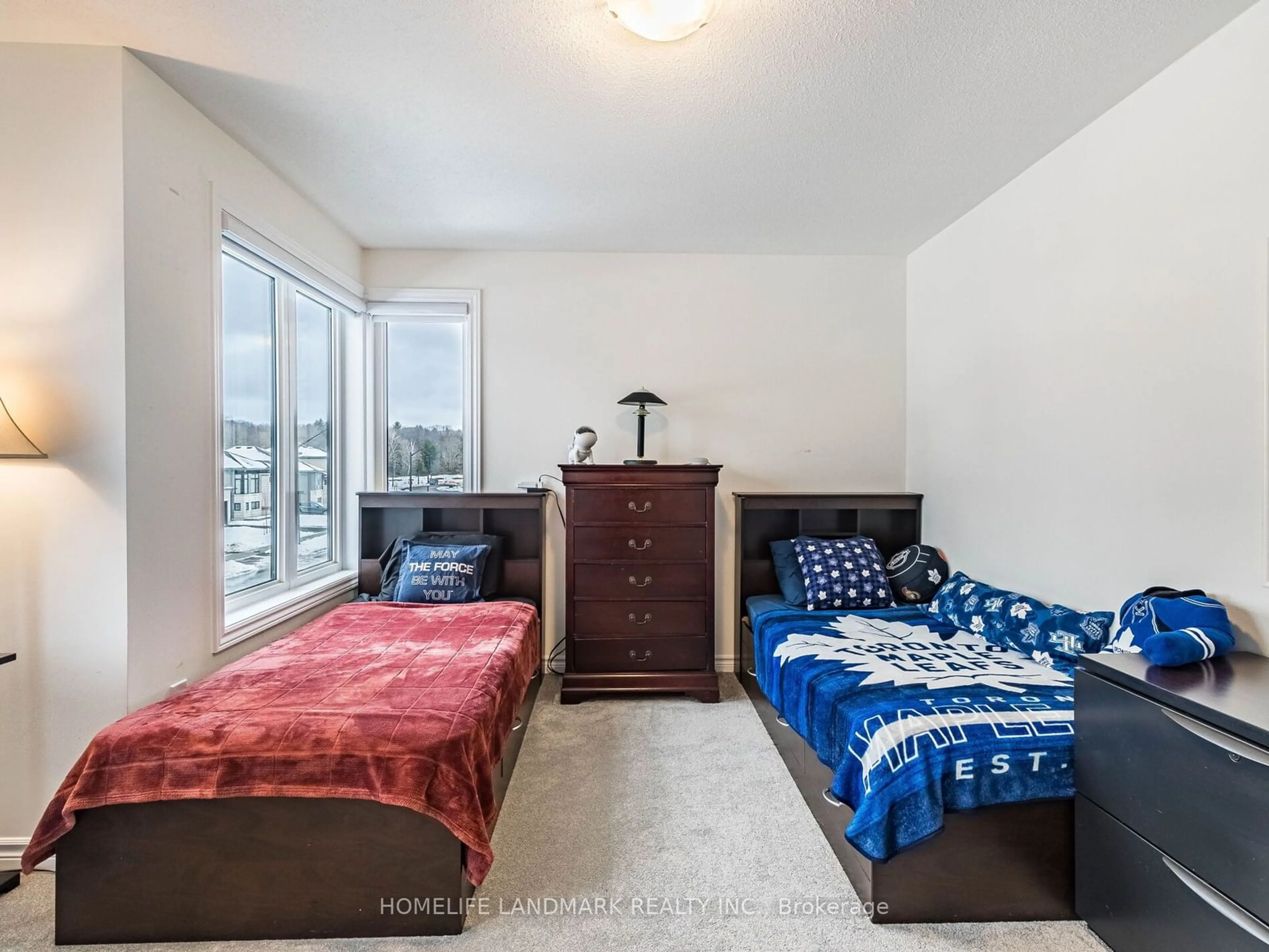 Bedroom with bed, wood/laminate floor for 163 Rosanne Circ, Wasaga Beach Ontario L9Z 1J7