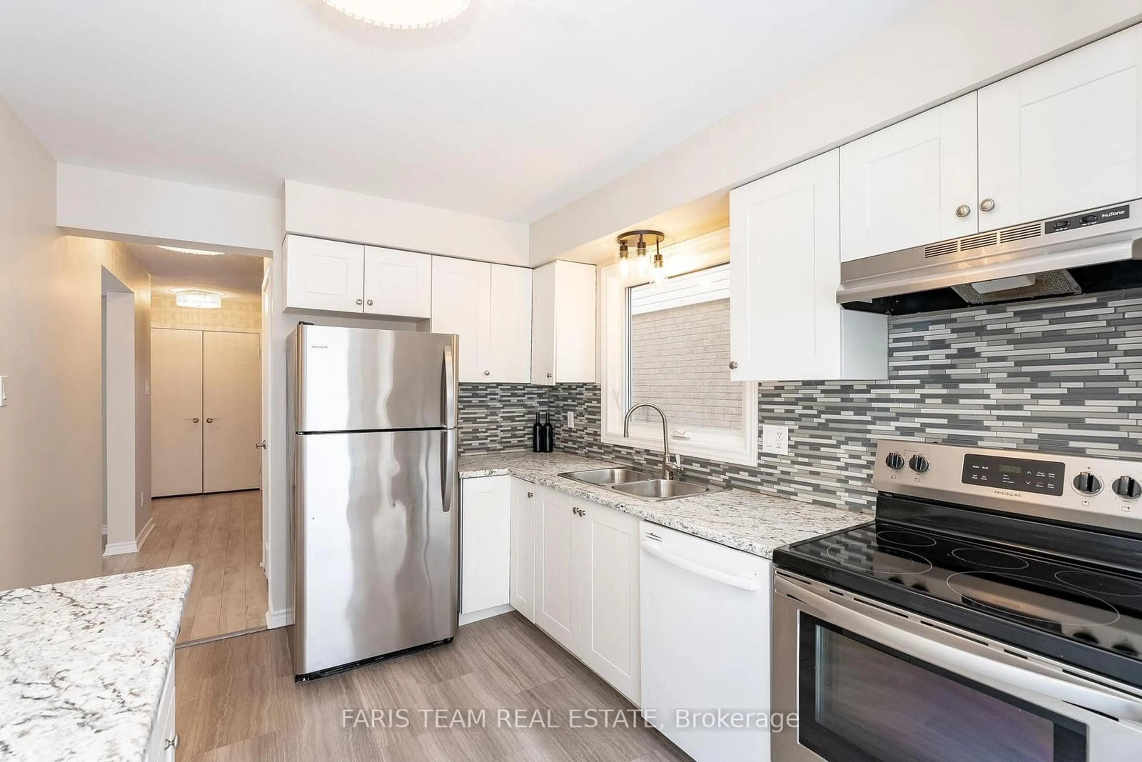 Standard kitchen, unknown for 76 Garden Dr, Barrie Ontario L4N 5K2