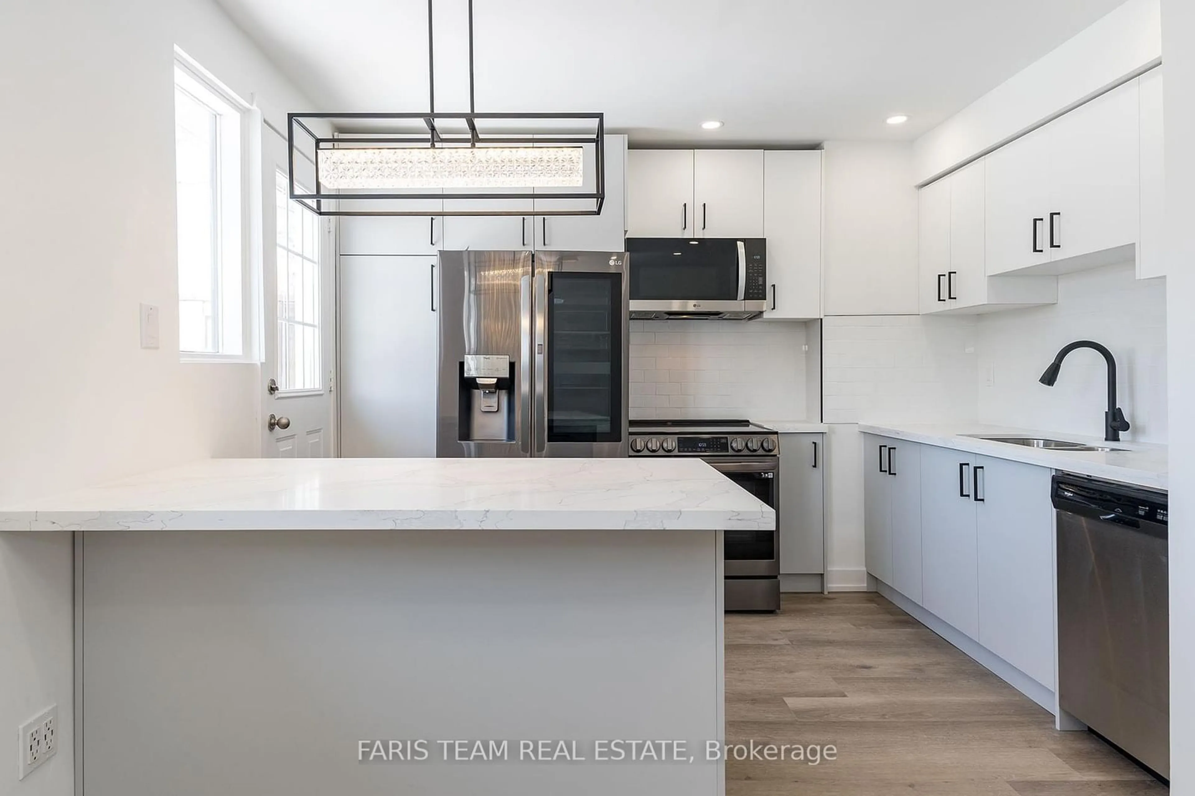 Open concept kitchen, unknown for 63 Ferris Lane #L6, Barrie Ontario L4M 5C4