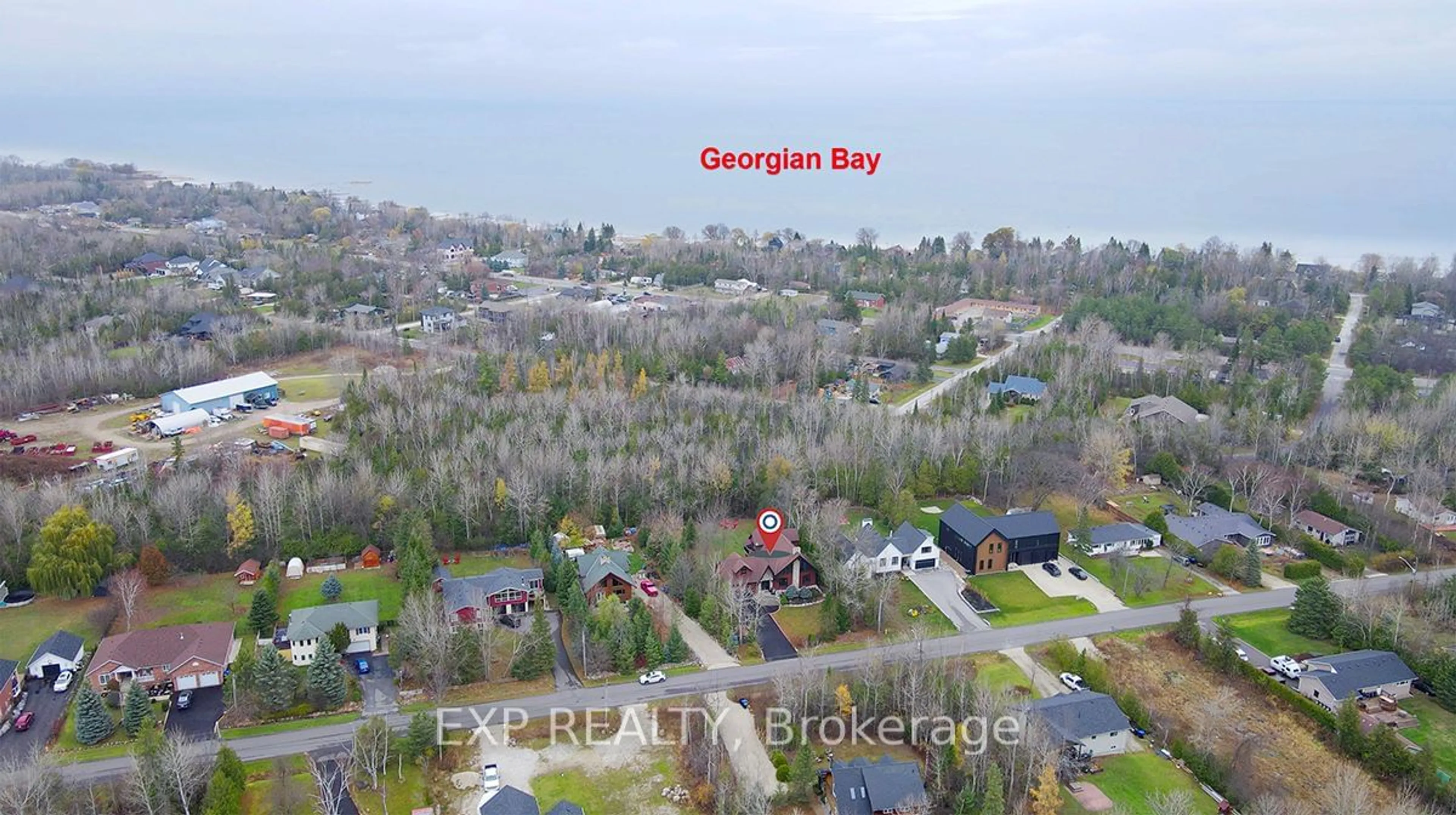 A pic from outside/outdoor area/front of a property/back of a property/a pic from drone, water/lake/river/ocean view for 53 Broadview St, Collingwood Ontario L9Y 0X2