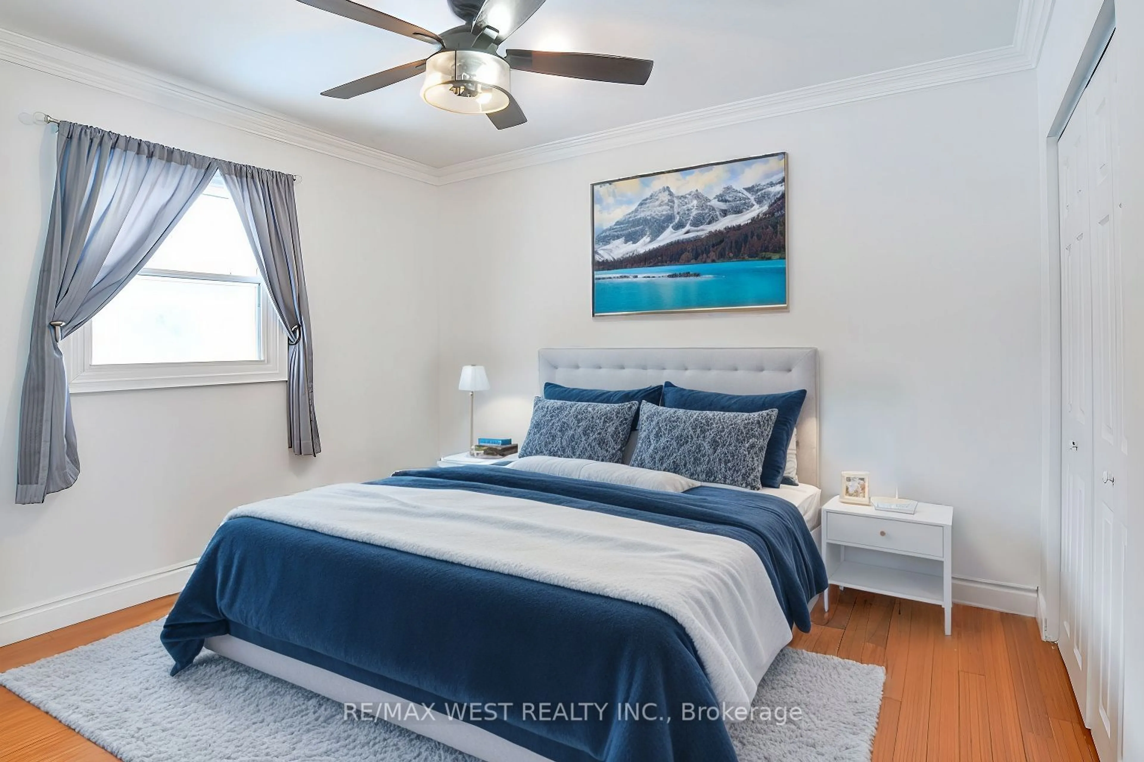 Bedroom with bed, unknown for 5516 County Road 90, Springwater Ontario L0M 1T2