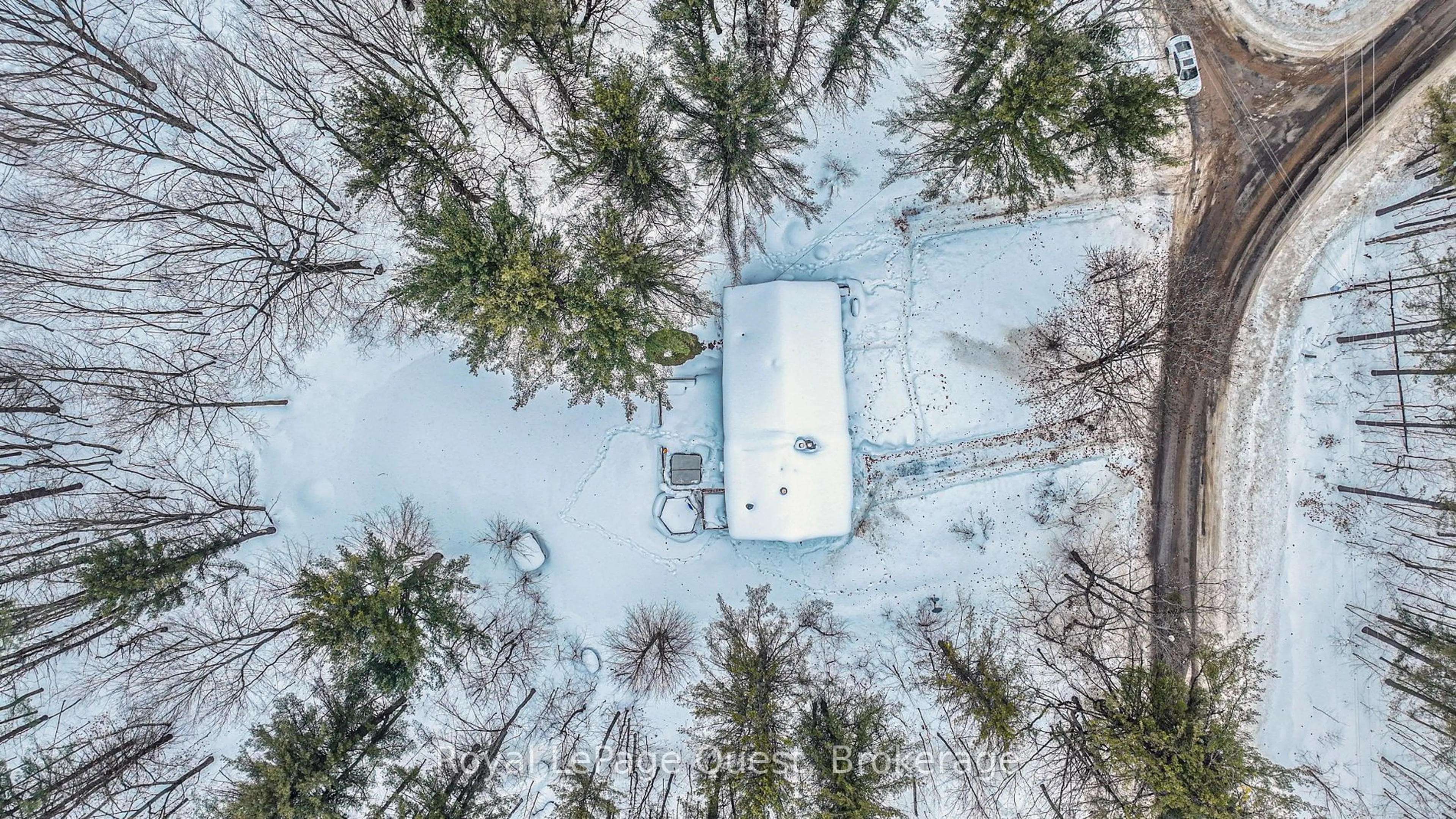 A pic from outside/outdoor area/front of a property/back of a property/a pic from drone, forest/trees view for 1979 Peninsula Pt Rd, Severn Ontario P0E 1N0