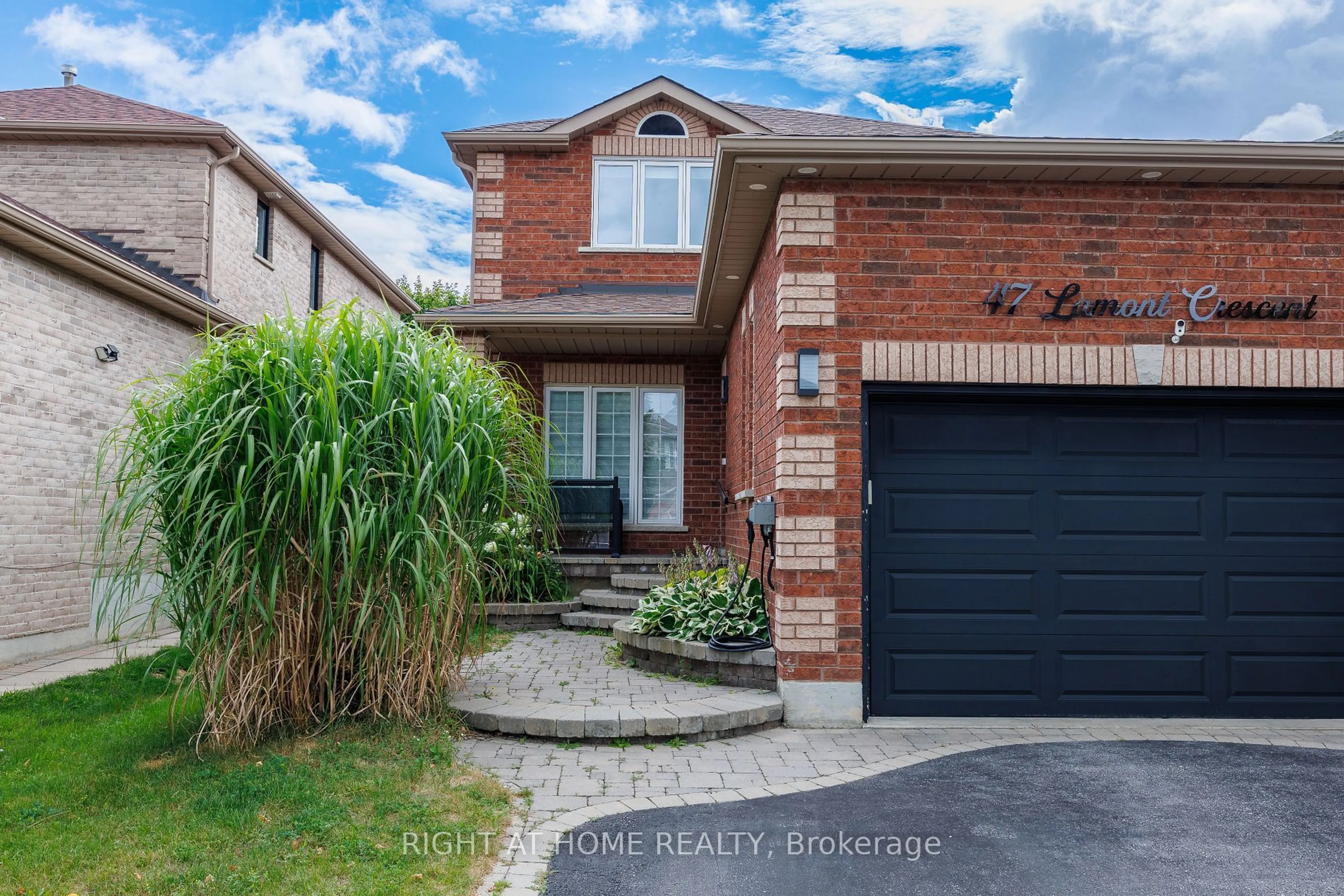 Home with brick exterior material, street for 47 Lamont Cres, Barrie Ontario L4N 2H3