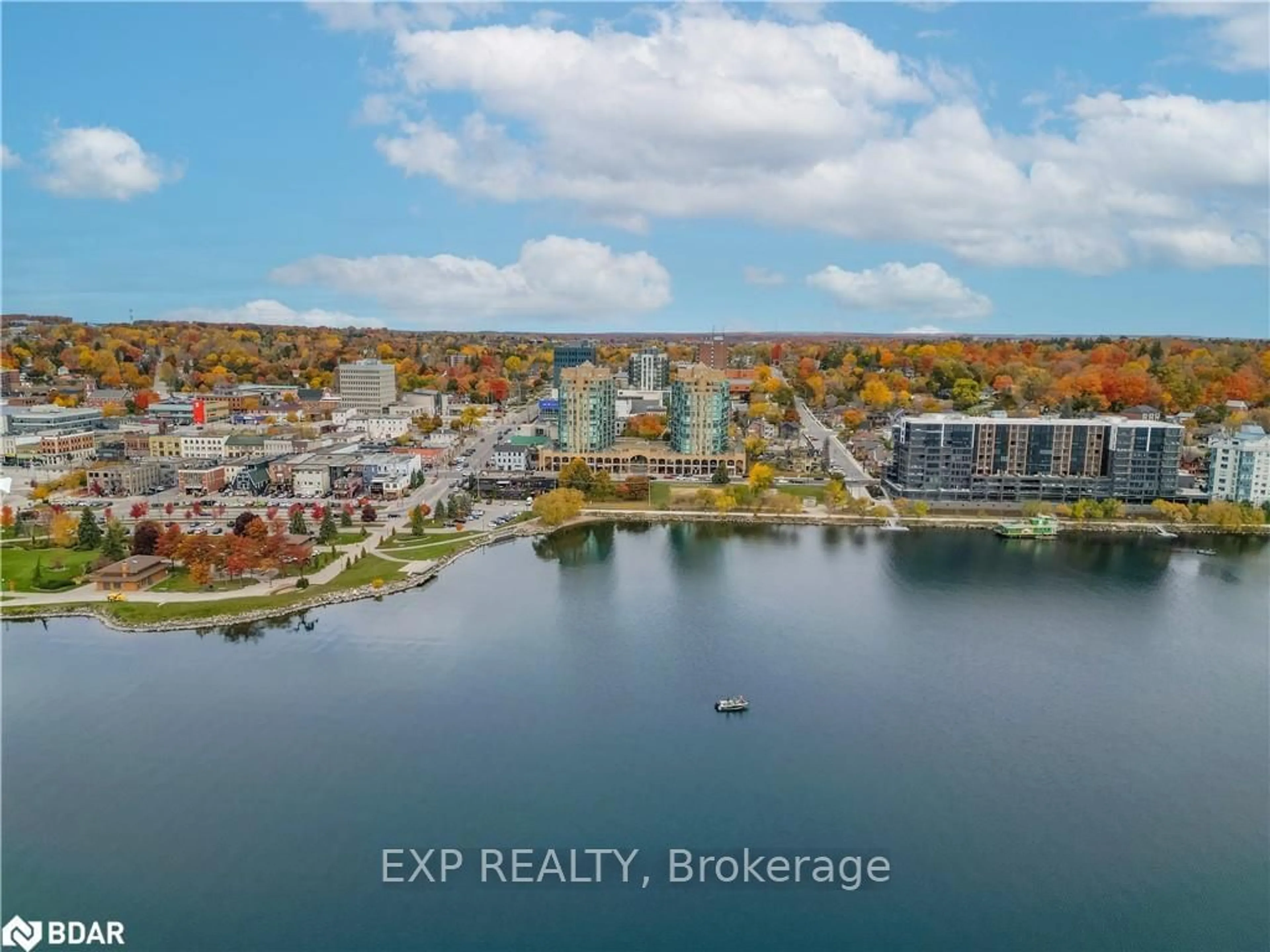 A pic from outside/outdoor area/front of a property/back of a property/a pic from drone, water/lake/river/ocean view for 140 Dunlop St #609, Barrie Ontario L4M 6H9