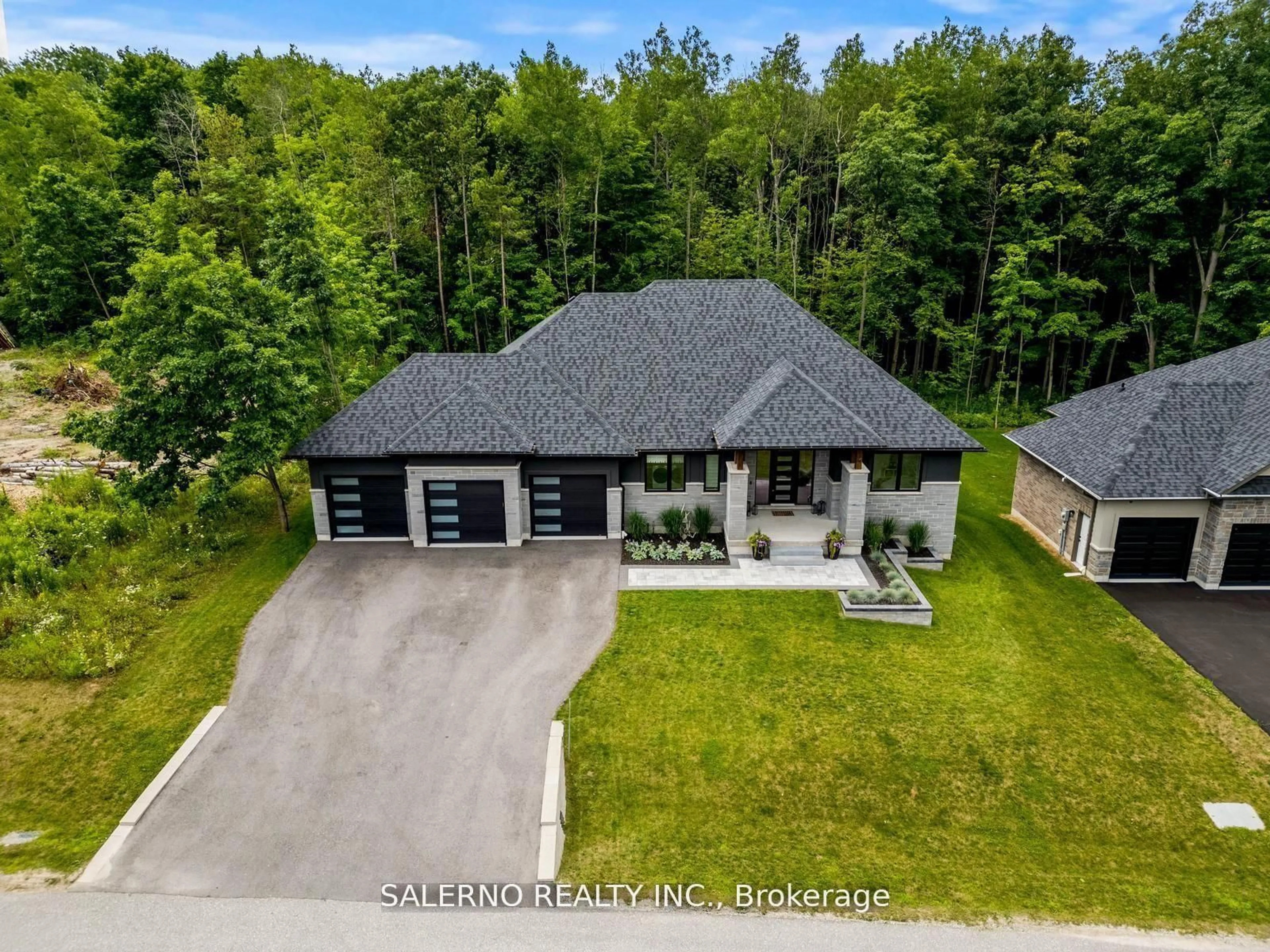 A pic from outside/outdoor area/front of a property/back of a property/a pic from drone, unknown for 10 Jean Miller Crt, Springwater Ontario L9X 0J1