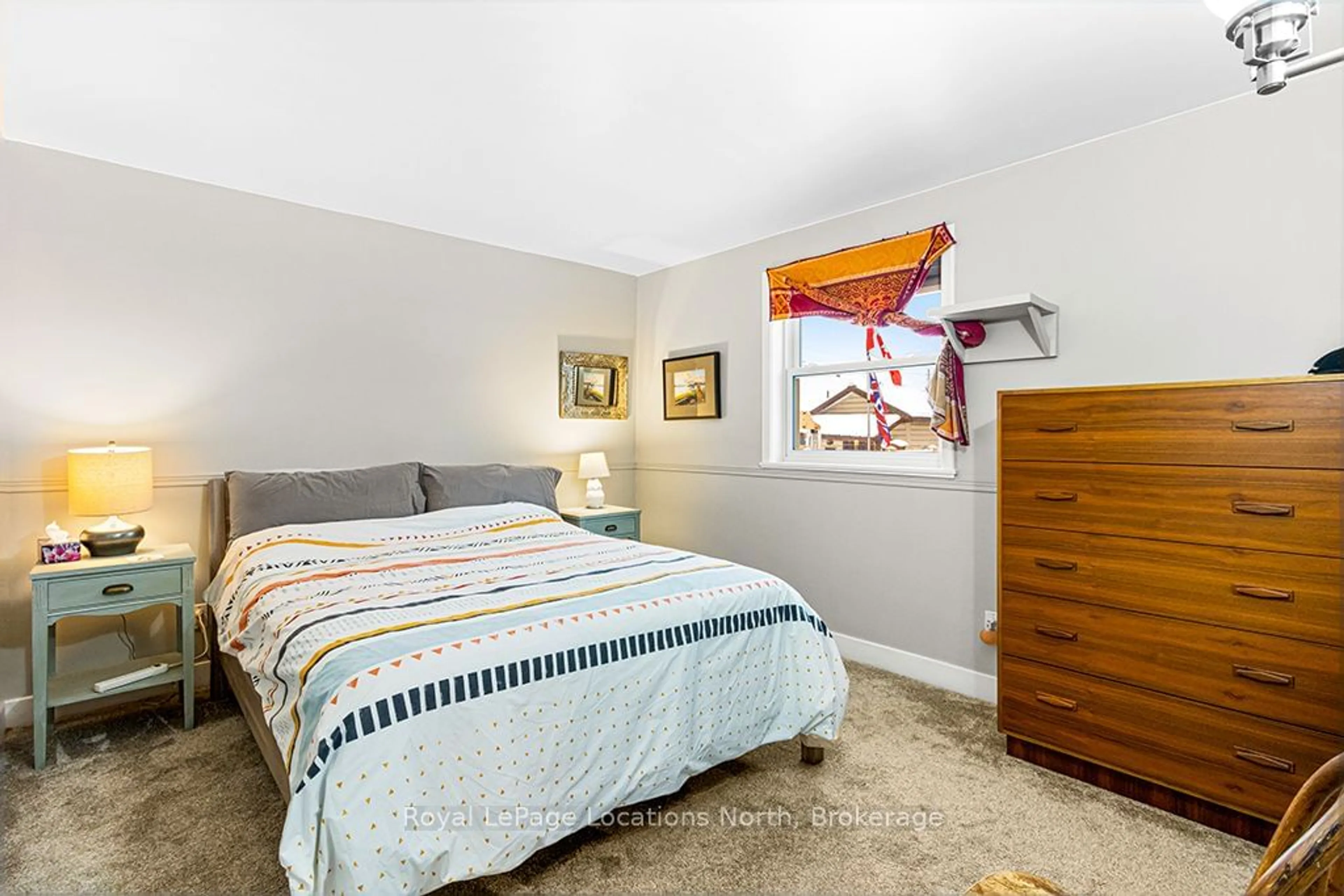 Bedroom with bed, unknown for 44 St Peter St, Collingwood Ontario L9Y 3P8