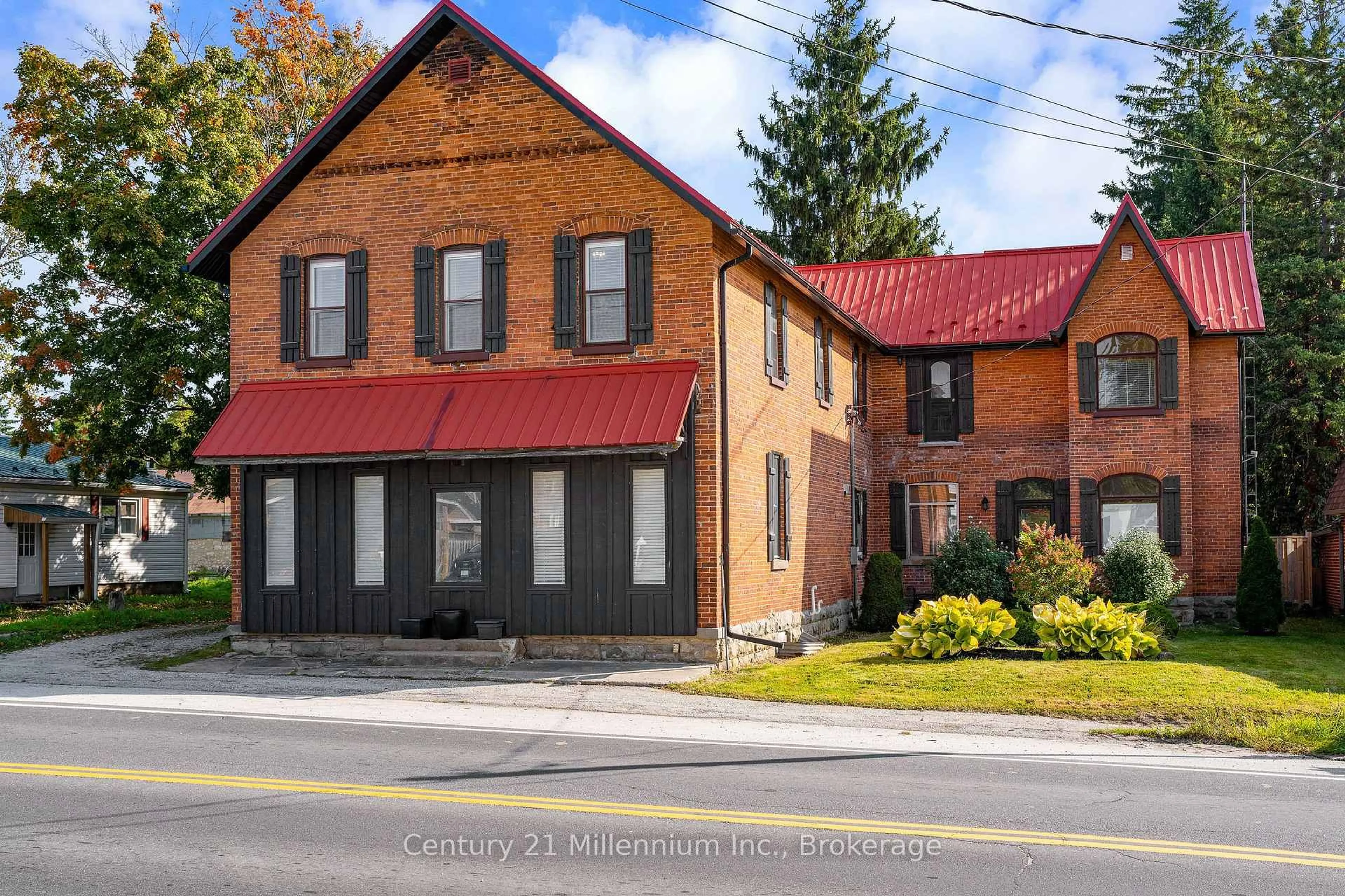 Home with brick exterior material, street for 794093 COUNTY ROAD 124, Clearview Ontario N0C 1M1