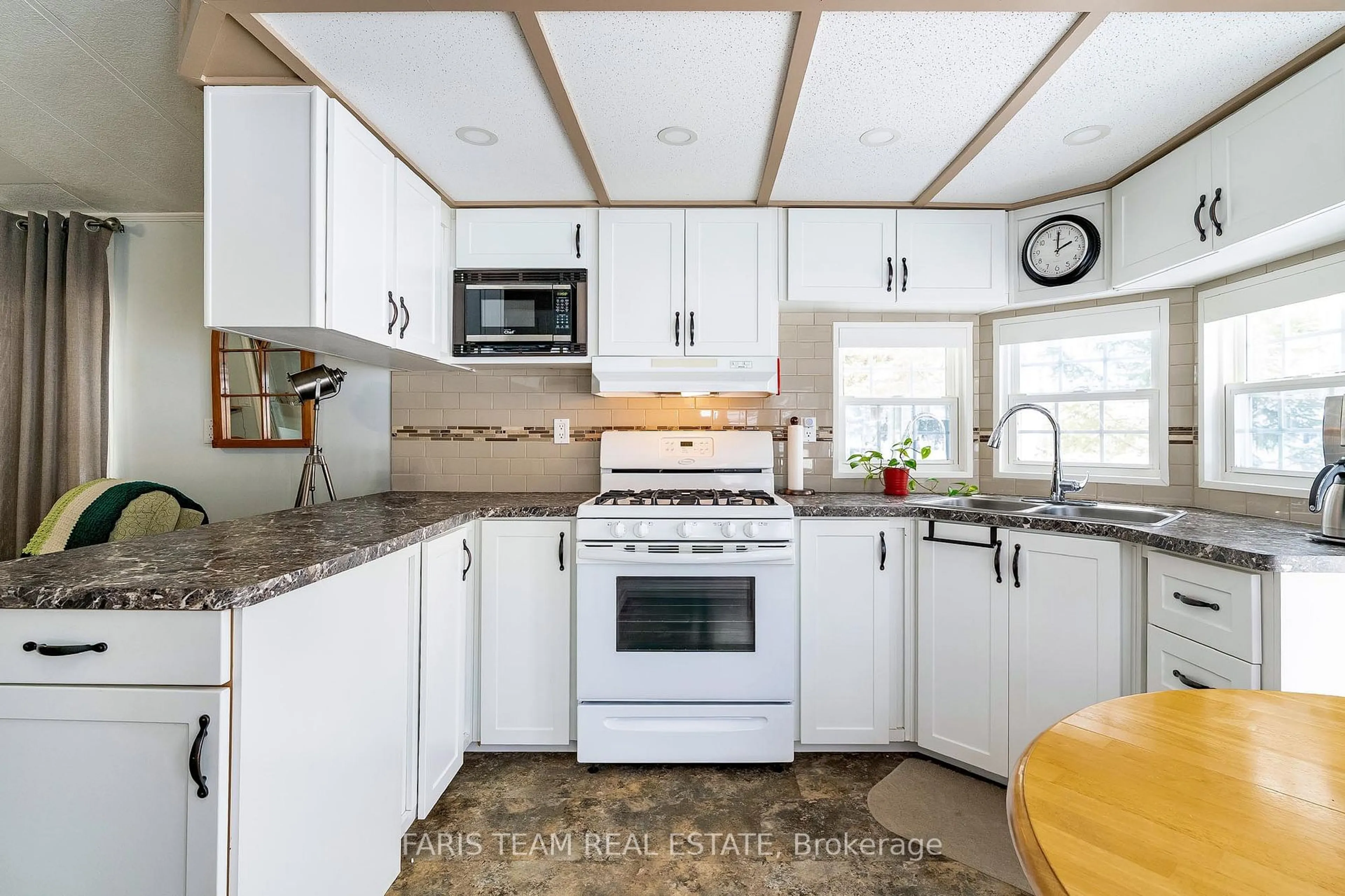 Standard kitchen, unknown for 1 Prince Rupert Ave, Springwater Ontario L0L 1P0