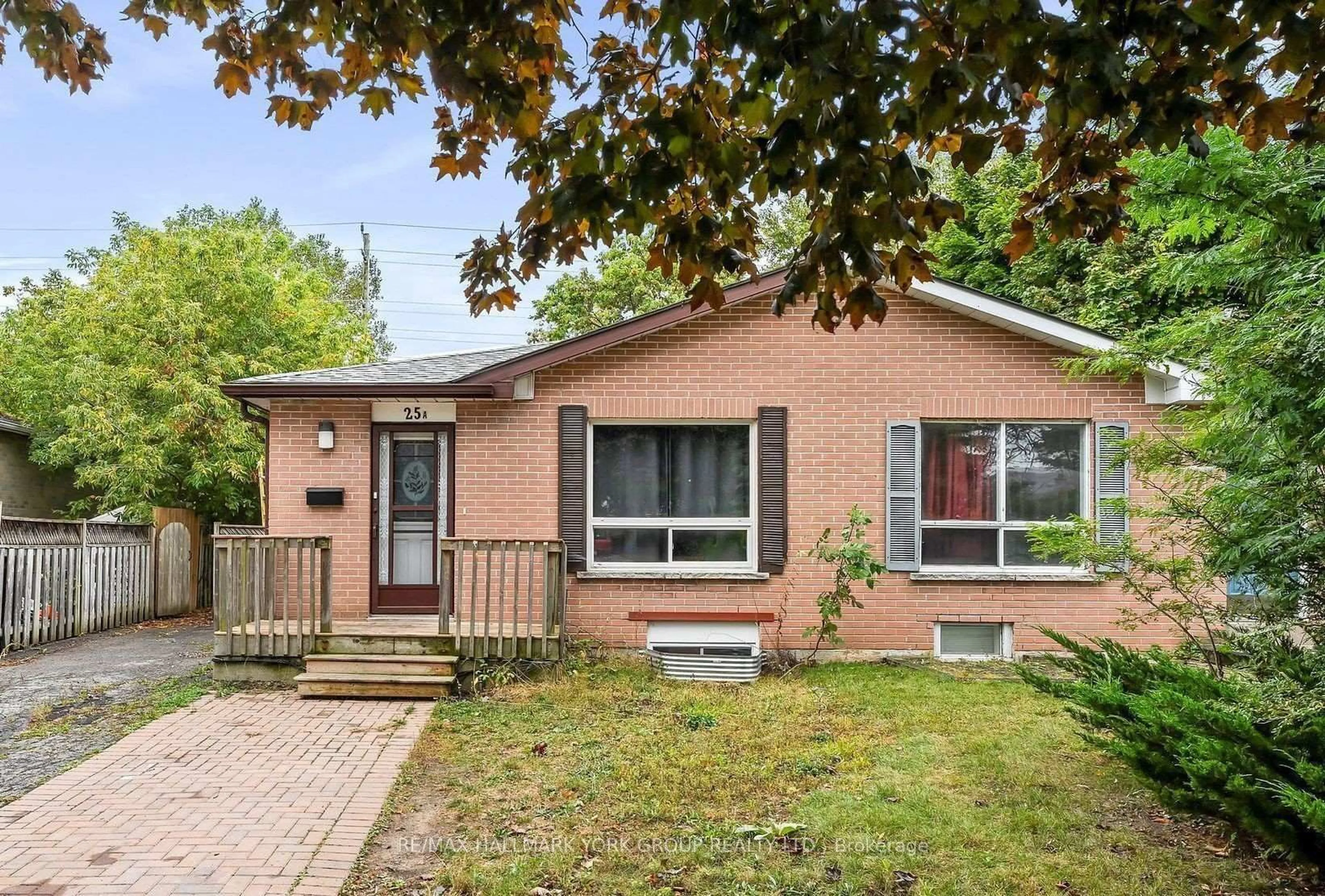 Home with brick exterior material, street for 25A College Cres, Barrie Ontario L4M 2W4