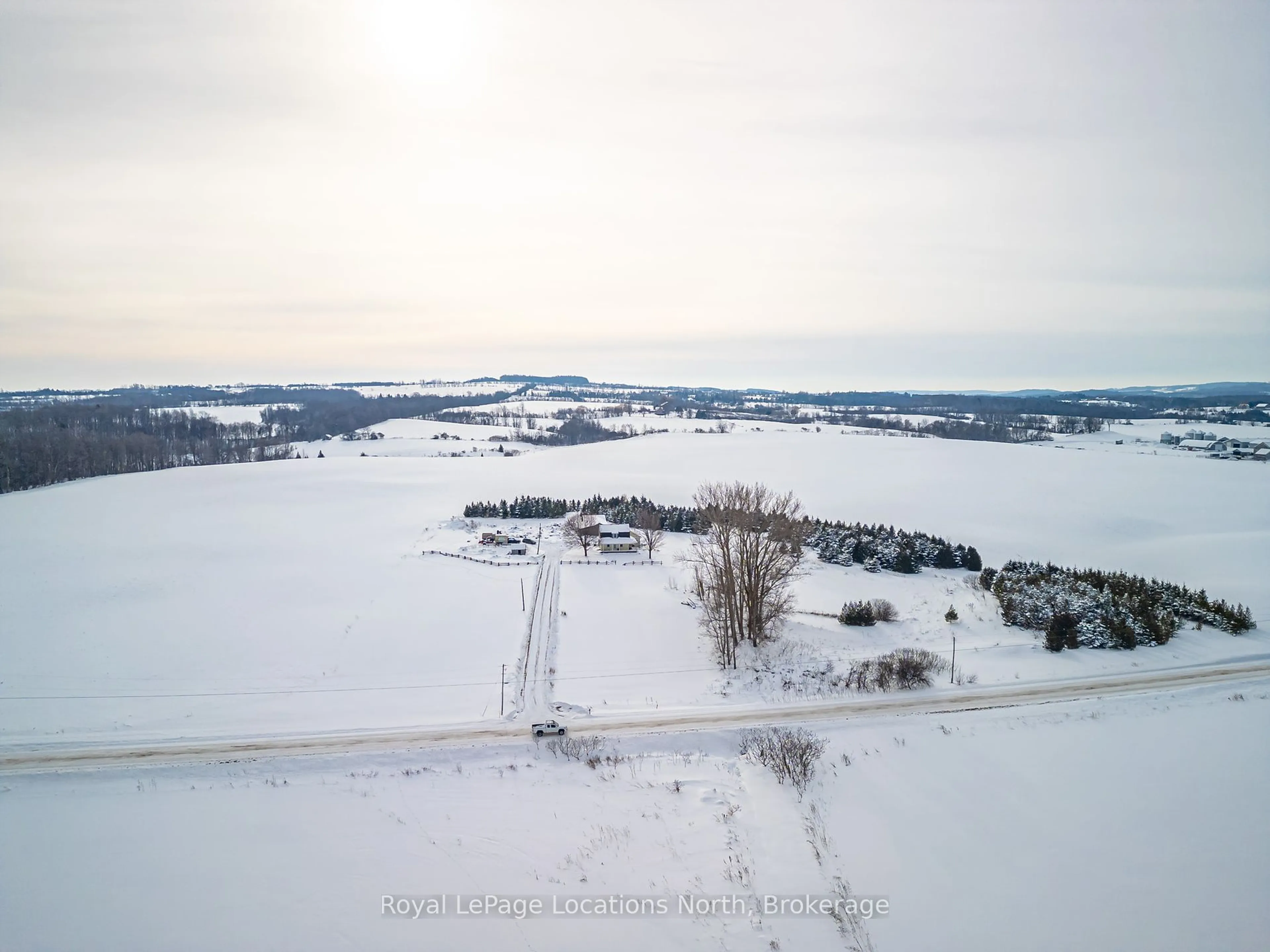 A pic from outside/outdoor area/front of a property/back of a property/a pic from drone, water/lake/river/ocean view for 7149 21 22 Nottawasaga Side Rd, Clearview Ontario L0M 1G0