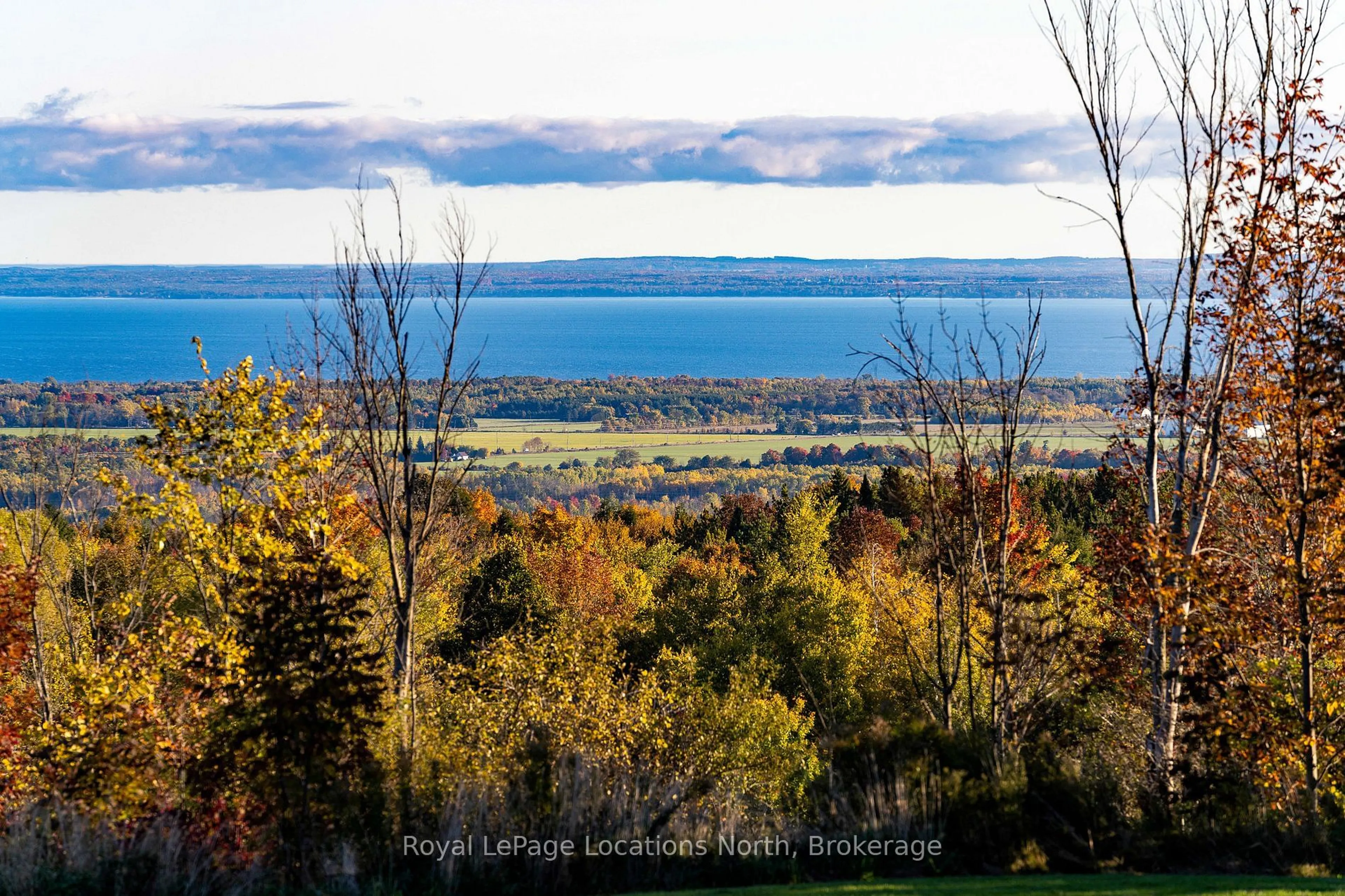 A pic from outside/outdoor area/front of a property/back of a property/a pic from drone, water/lake/river/ocean view for 1428 10 NOTTAWASAGA CONCESSION, Clearview Ontario L0M 1H0