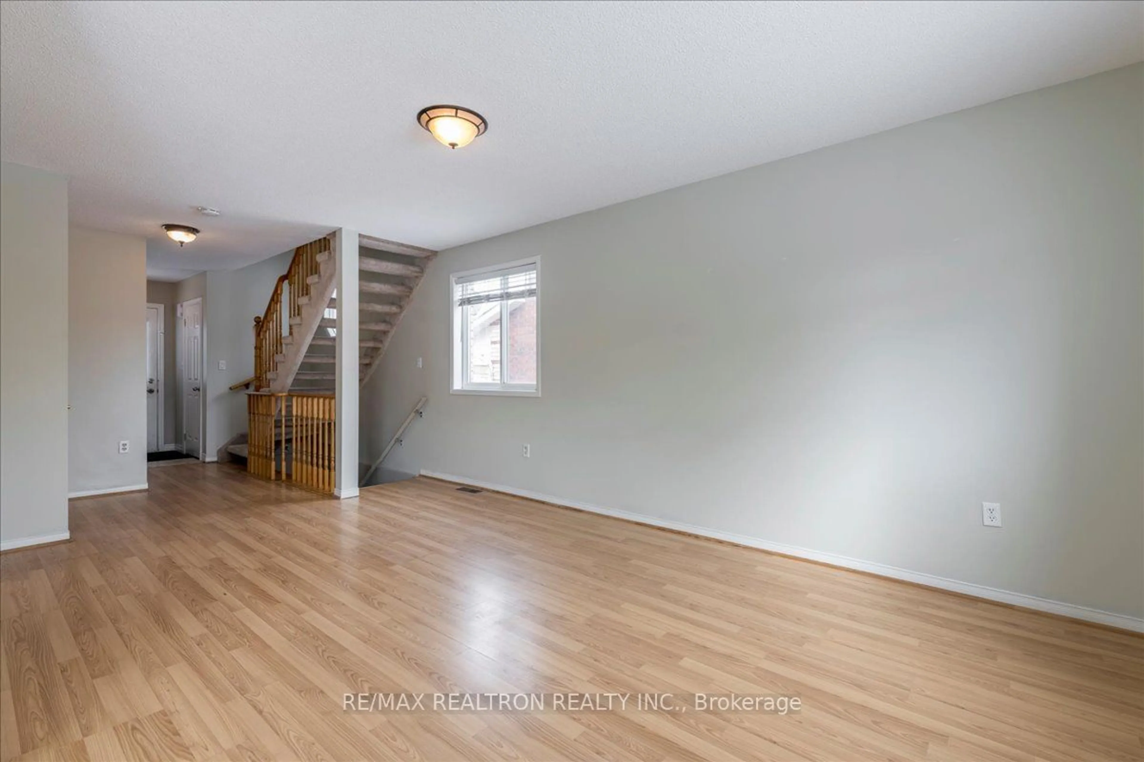 A pic of a room for 17 Timothy Lane, Barrie Ontario L4N 9Z6