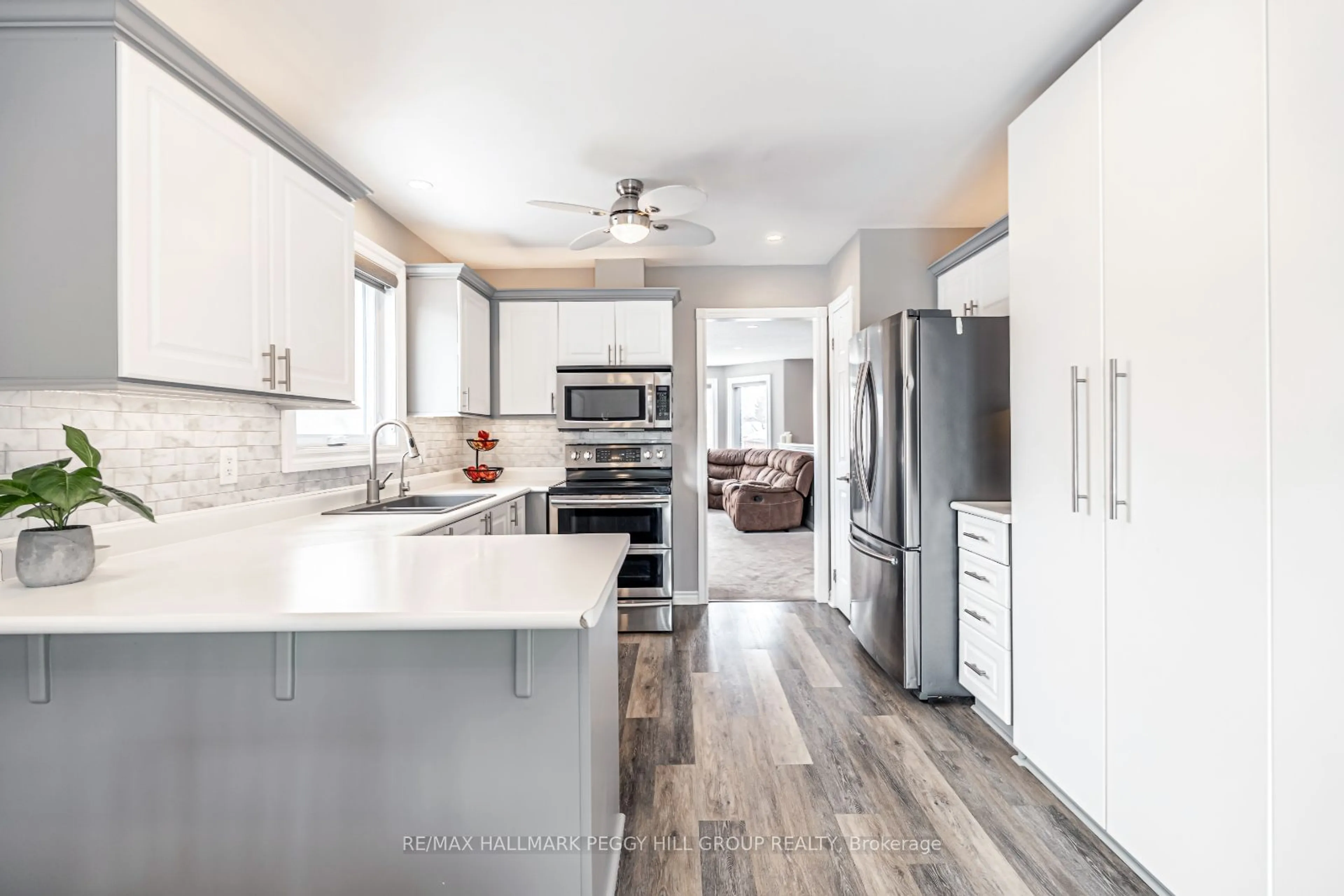 Open concept kitchen, unknown for 106 Brennan Ave, Barrie Ontario L4N 8M2