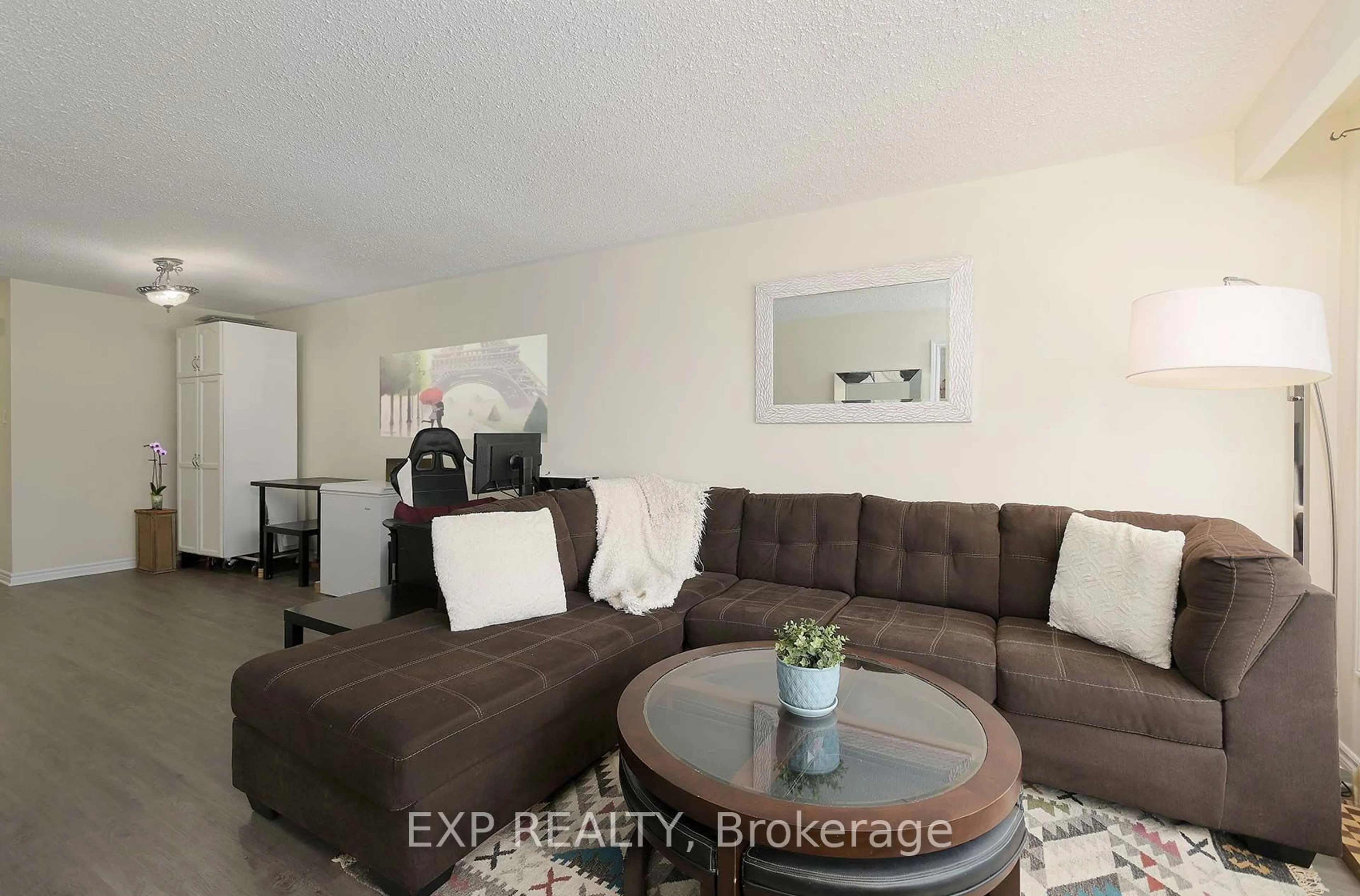 Living room with furniture, unknown for 22A Bernick Dr, Barrie Ontario L4M 5J5