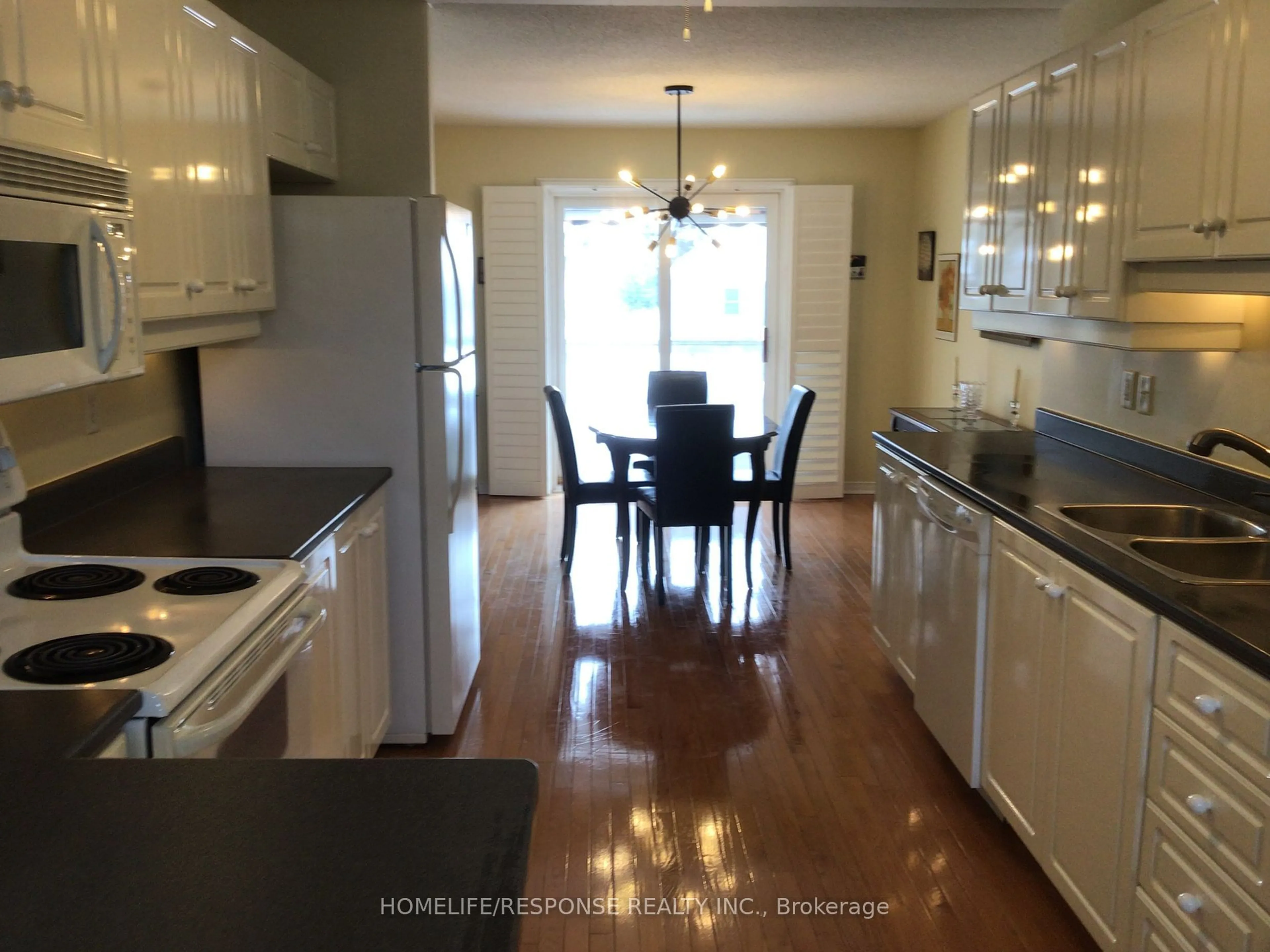 Open concept kitchen, unknown for 358 LITTLE Ave #6, Barrie Ontario L4N 2Z6