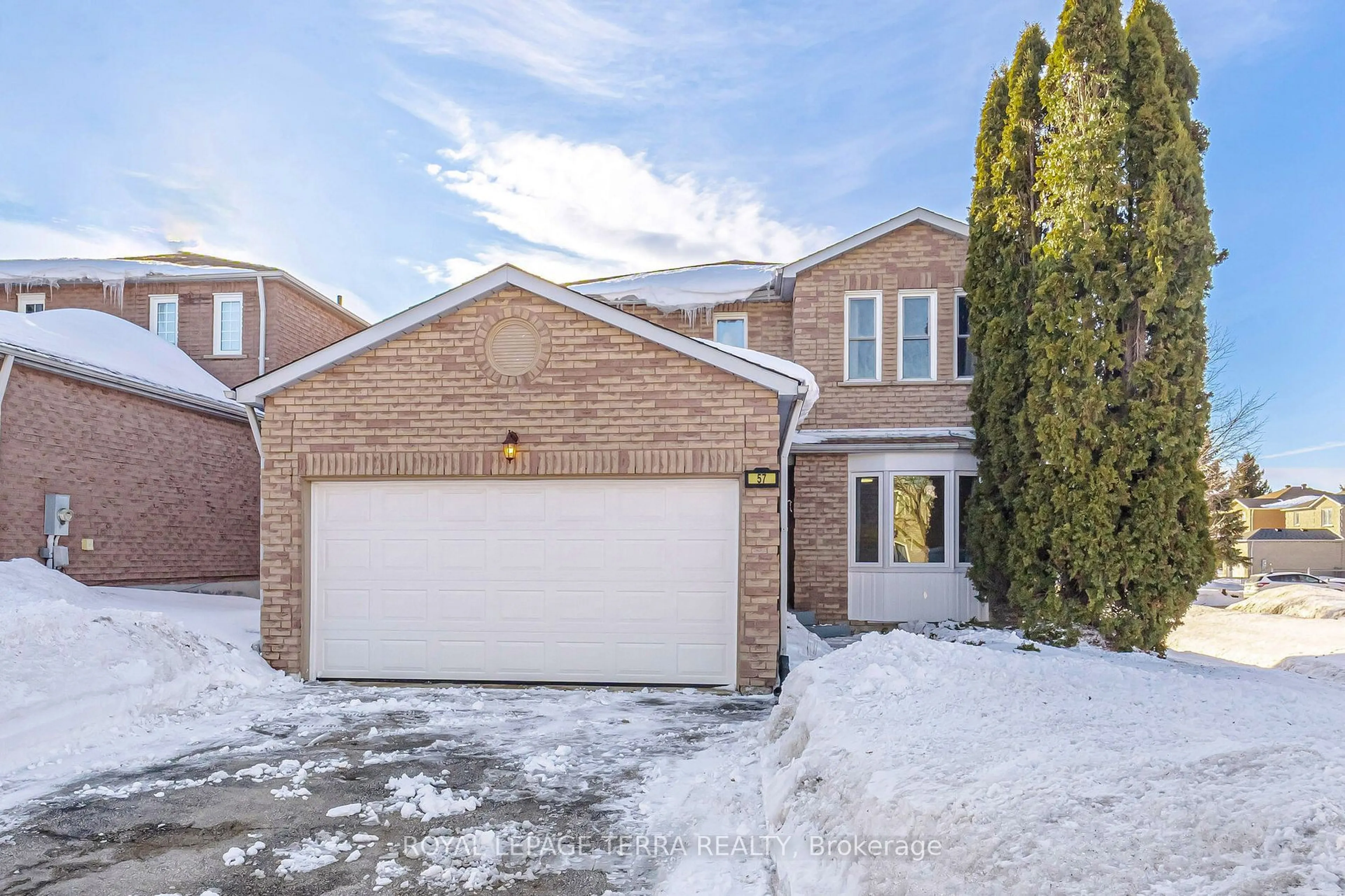 Home with brick exterior material, street for 57 Carruthers Cres, Barrie Ontario L4M 6A7