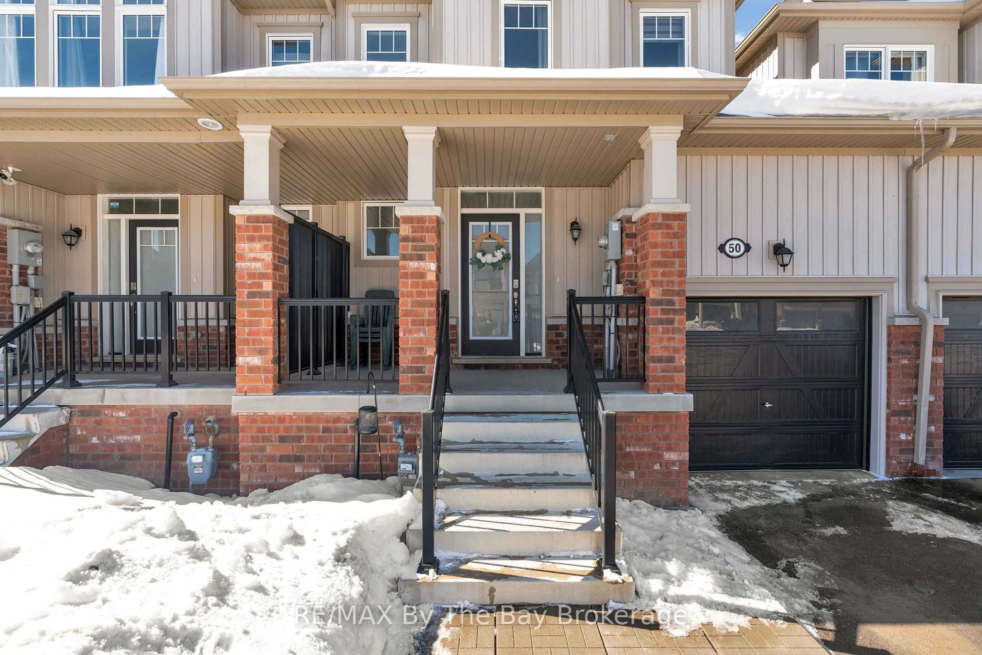 Indoor entryway for 50 Portland St, Collingwood Ontario L9Y 3Z6