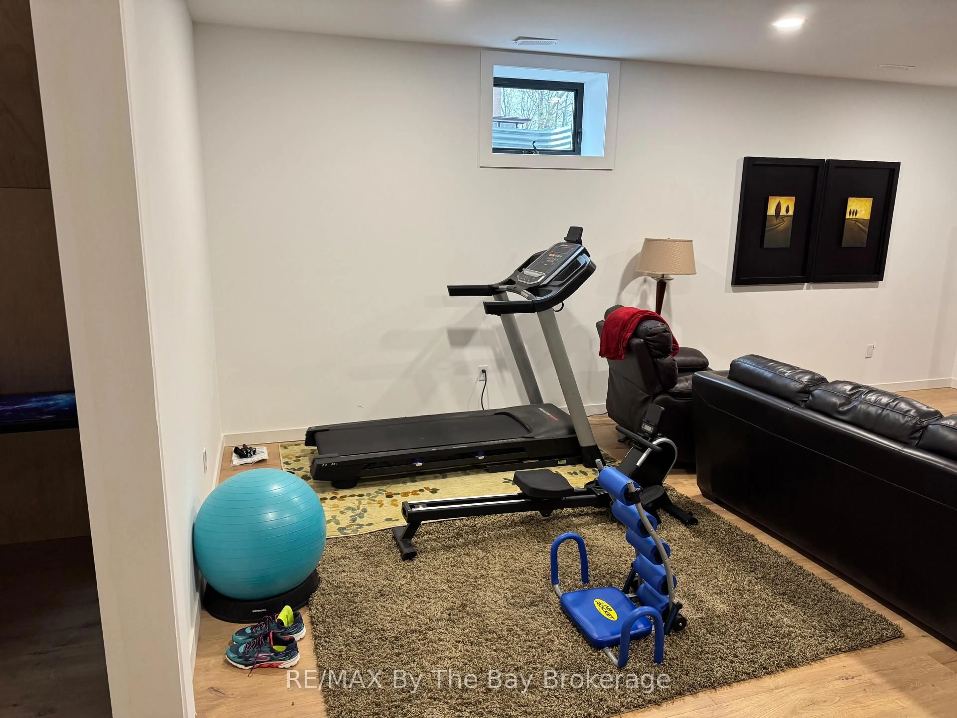 Gym or fitness room for 183 Woodland Dr, Wasaga Beach Ontario L9Z 2V4