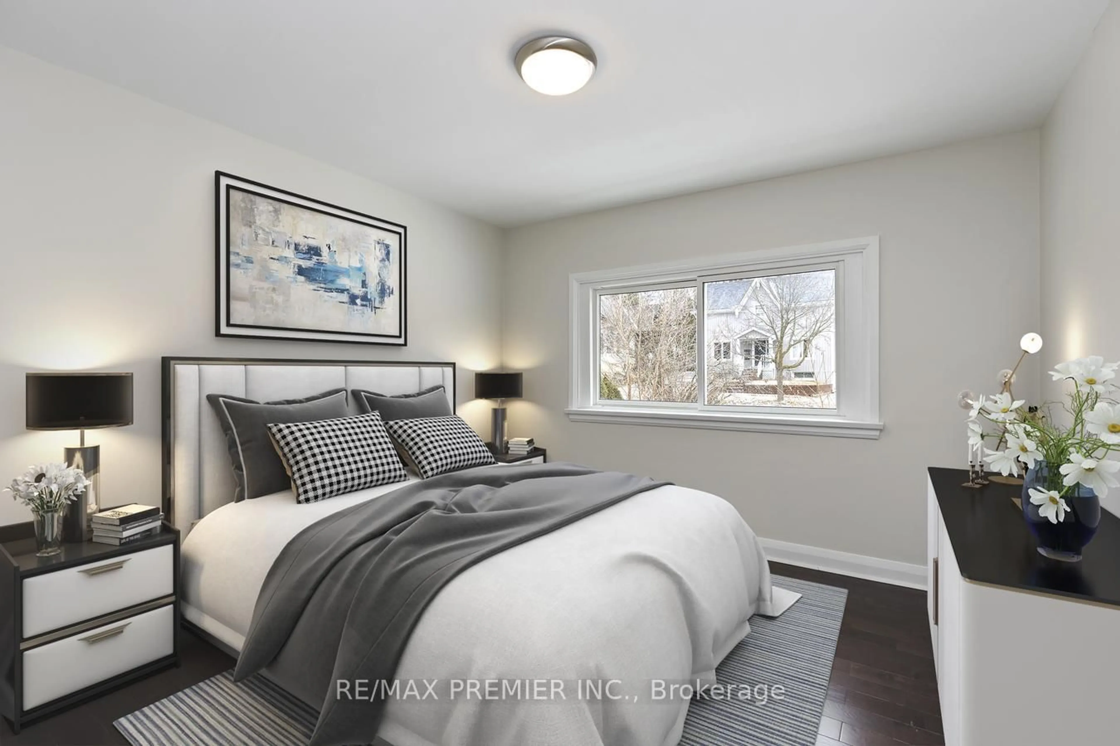 Bedroom with bed, unknown for 152 Owen St, Barrie Ontario L4M 3H9