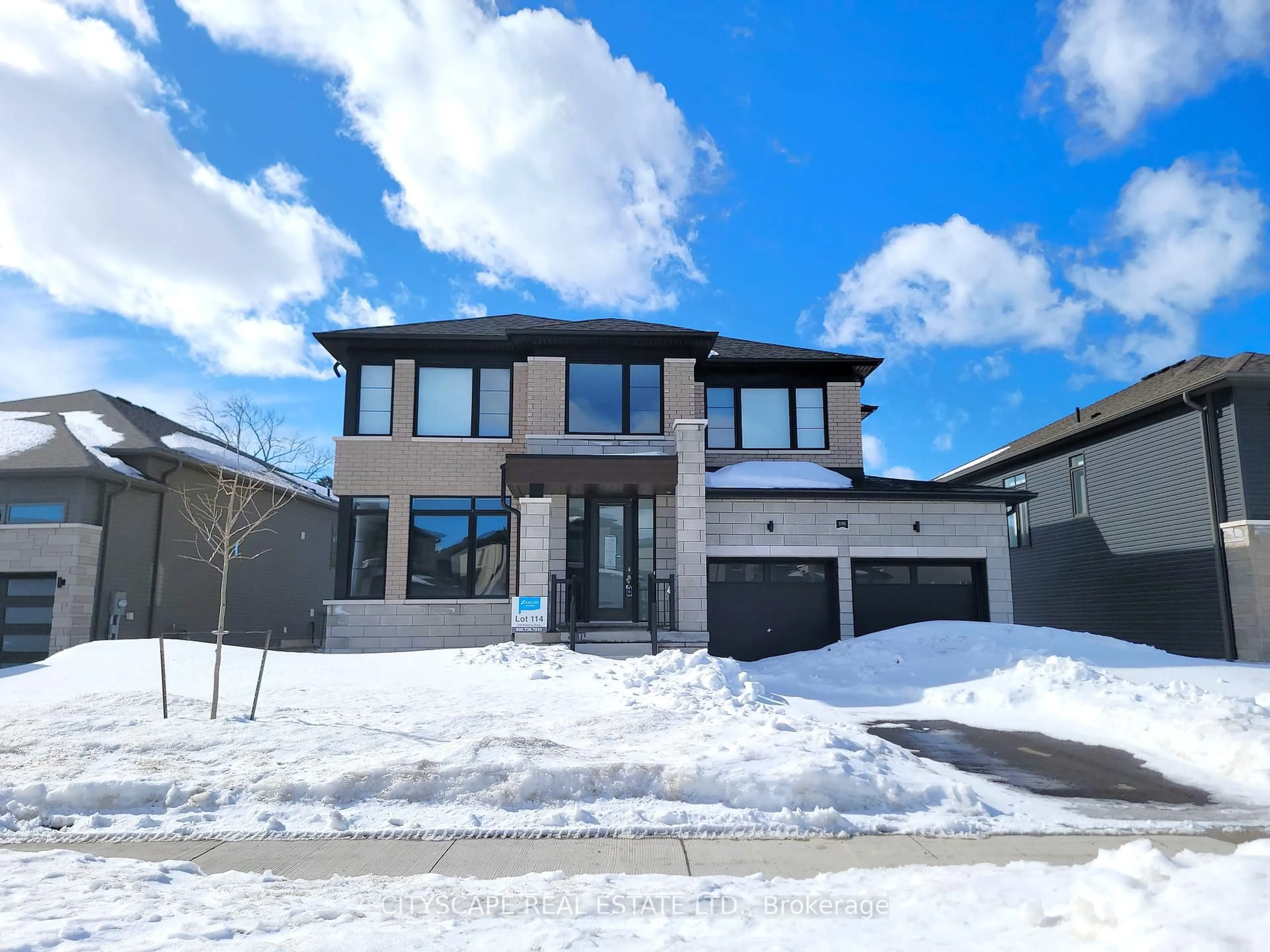 Home with brick exterior material, street for 150 Rosanne Circ, Wasaga Beach Ontario L9Z 0N1