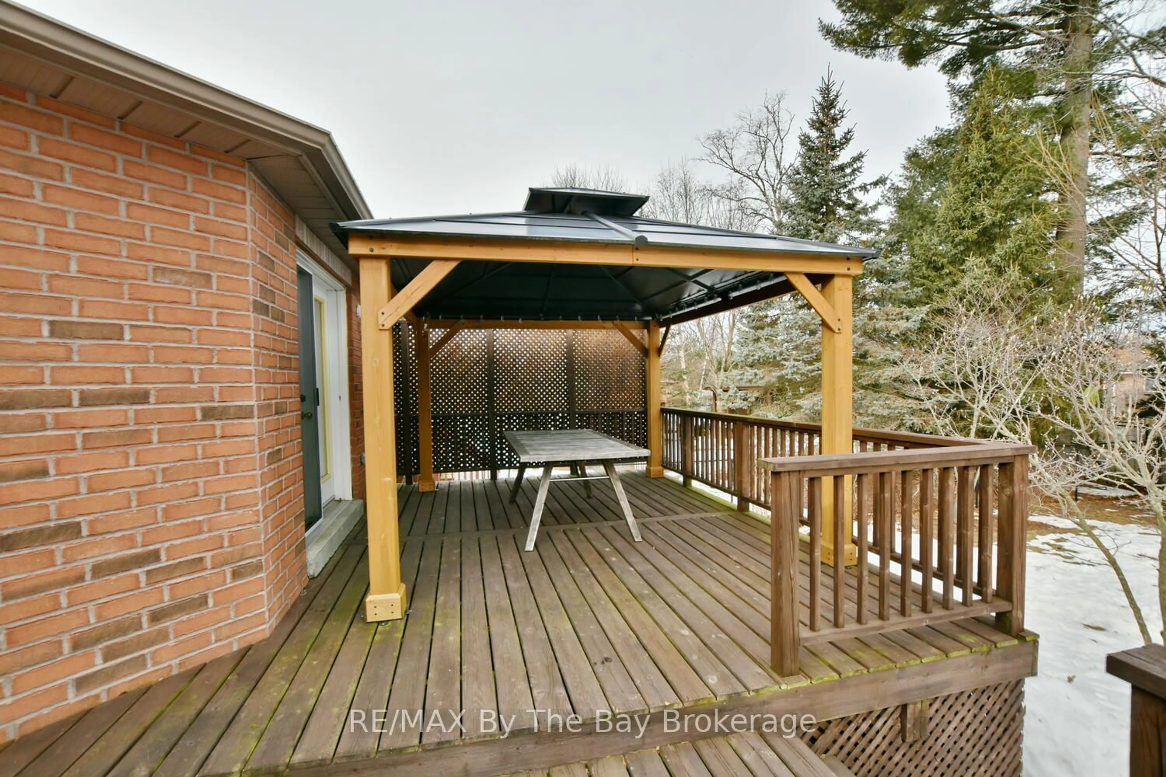 Patio, forest/trees view for 424 Ramblewood Dr, Wasaga Beach Ontario L9Z 1P3