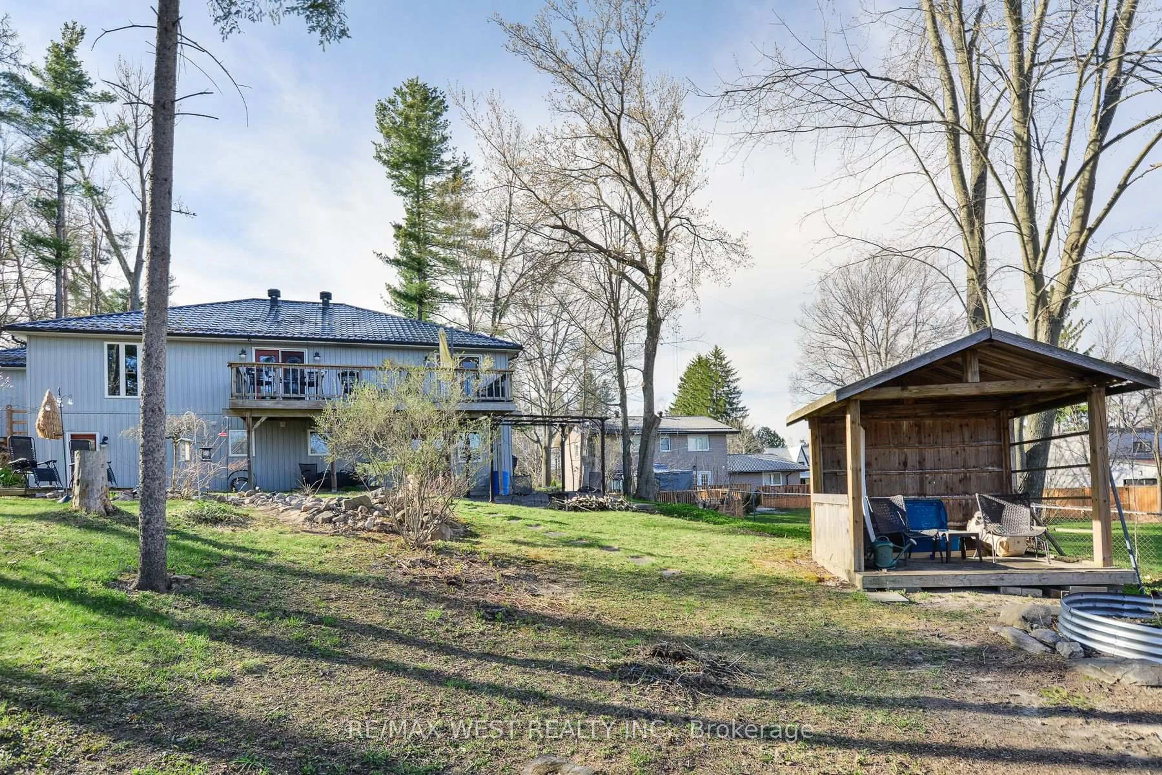 Unknown for 13 Albert St, Springwater Ontario L0L 1V0