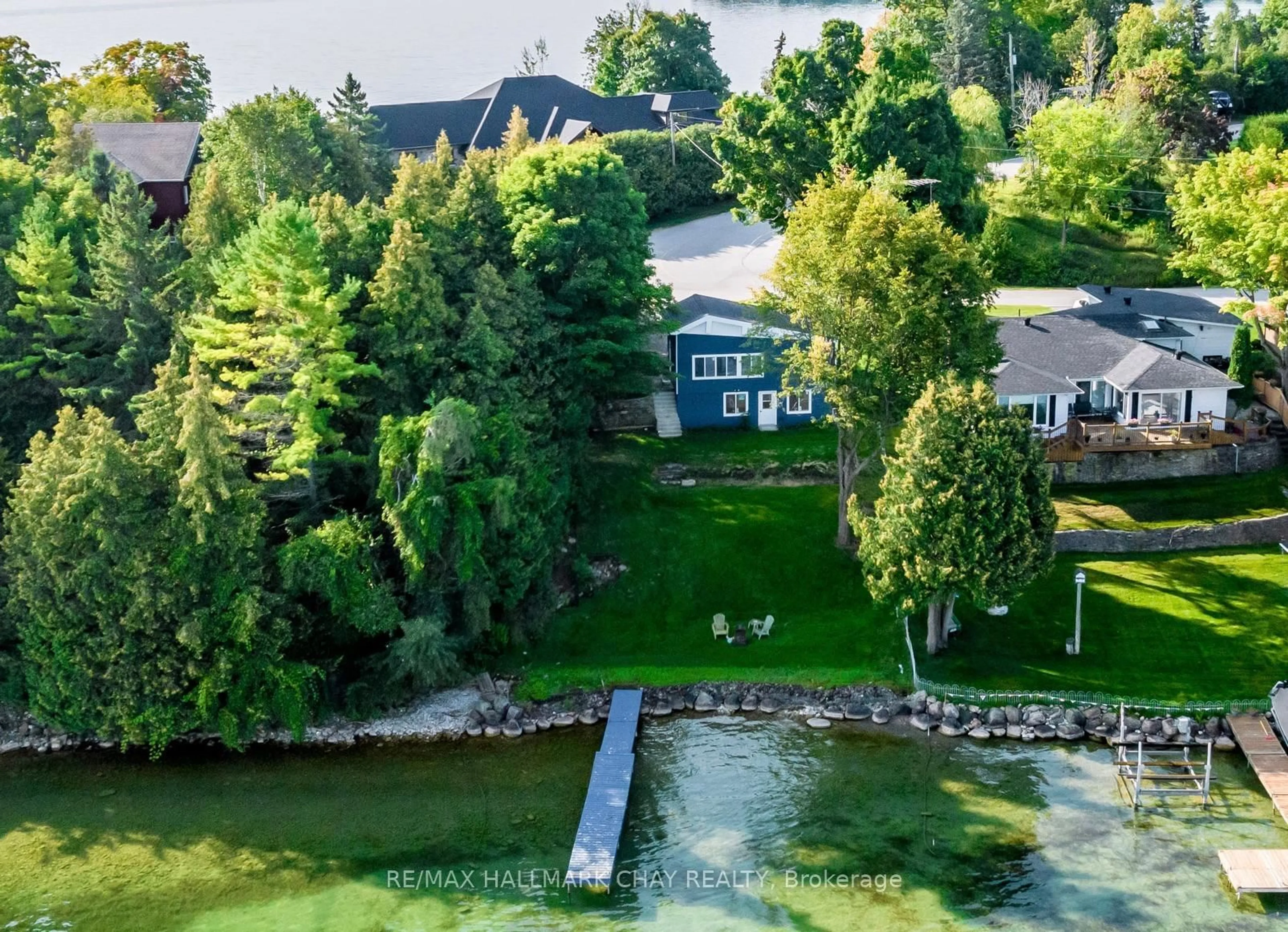 A pic from outside/outdoor area/front of a property/back of a property/a pic from drone, water/lake/river/ocean view for 47 Moon Point Dr, Oro-Medonte Ontario L3V 0R8