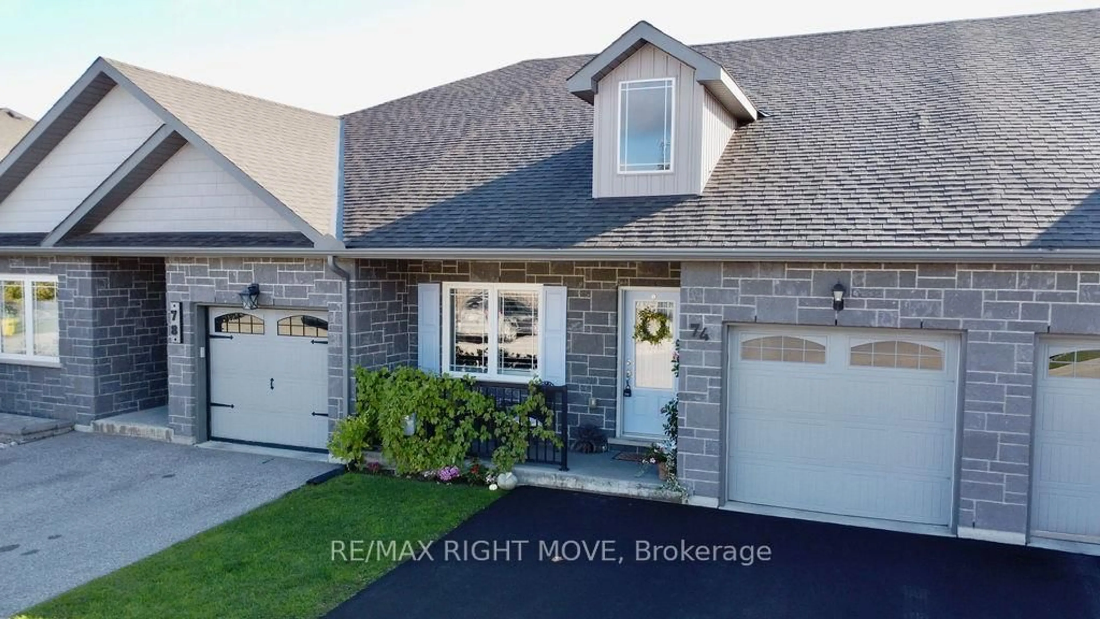 Home with brick exterior material, street for 74 Lucy Lane, Orillia Ontario L3V 0G3