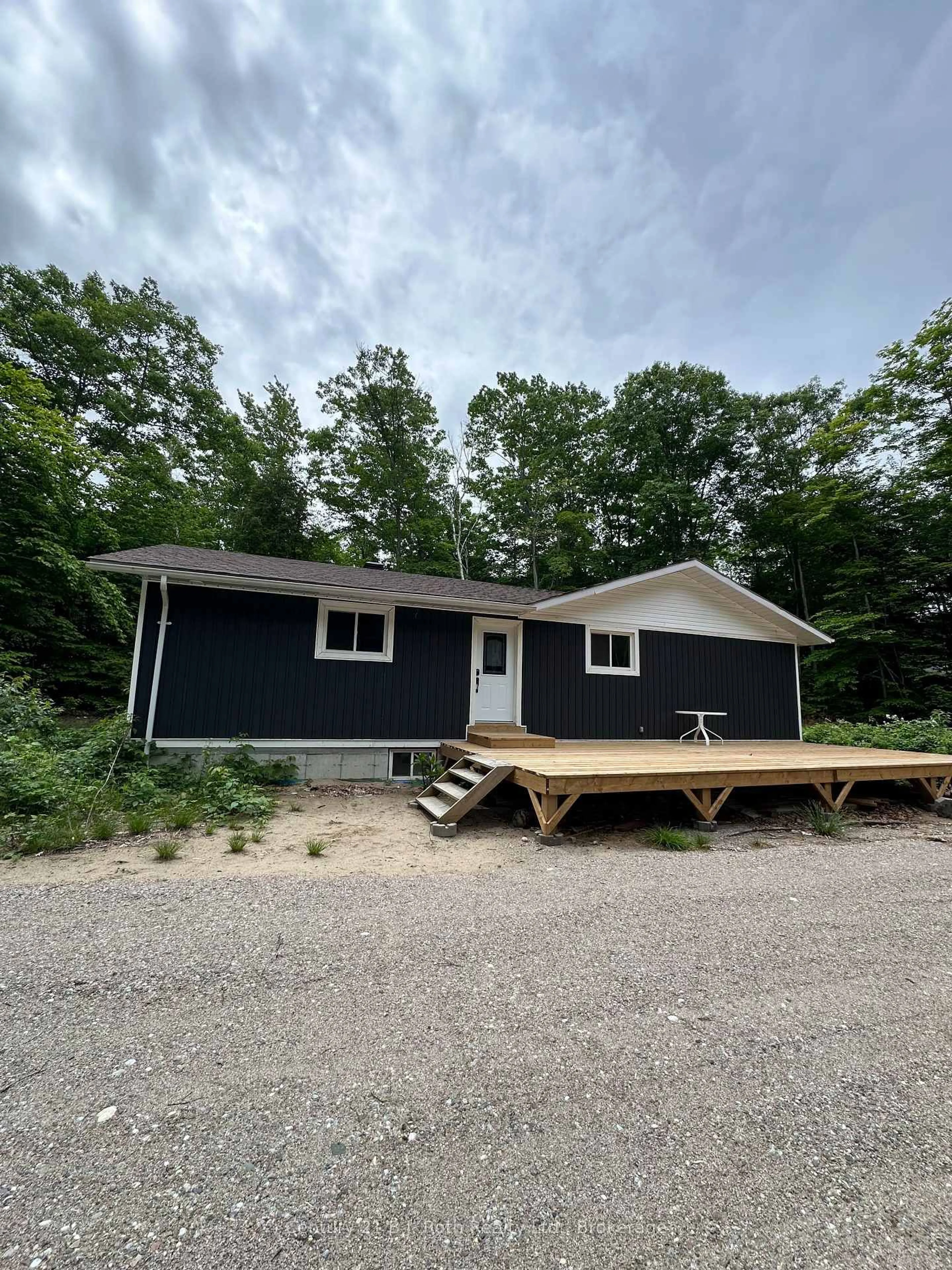 Unknown for 1 Waagosh Miikaans Lane, Christian Island 30 Ontario L9M 0A9