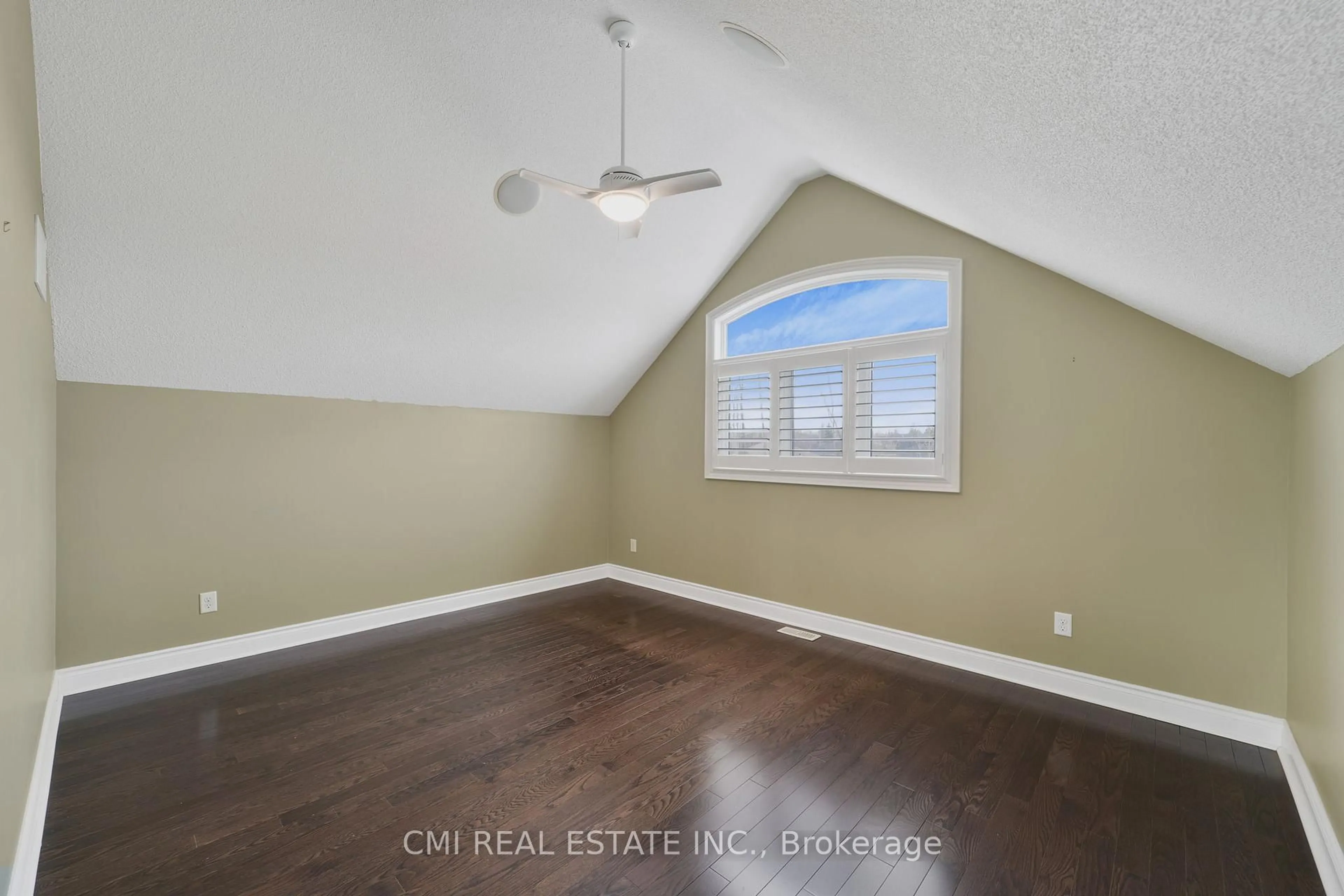 A pic of a room for 77 Waterview Rd, Wasaga Beach Ontario L9Z 0E9