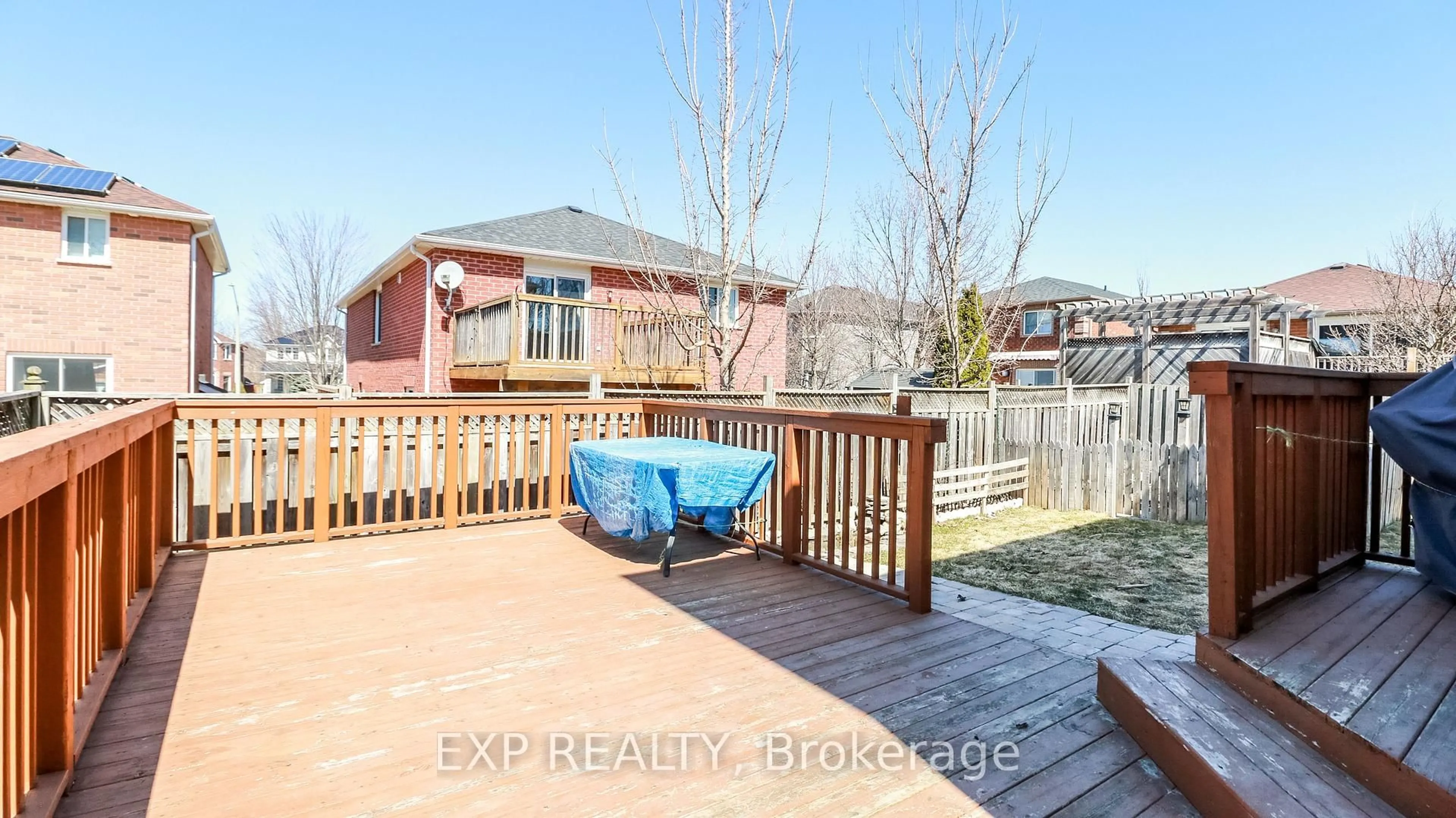 Unknown for 40 Benjamin Lane, Barrie Ontario L4N 0S2