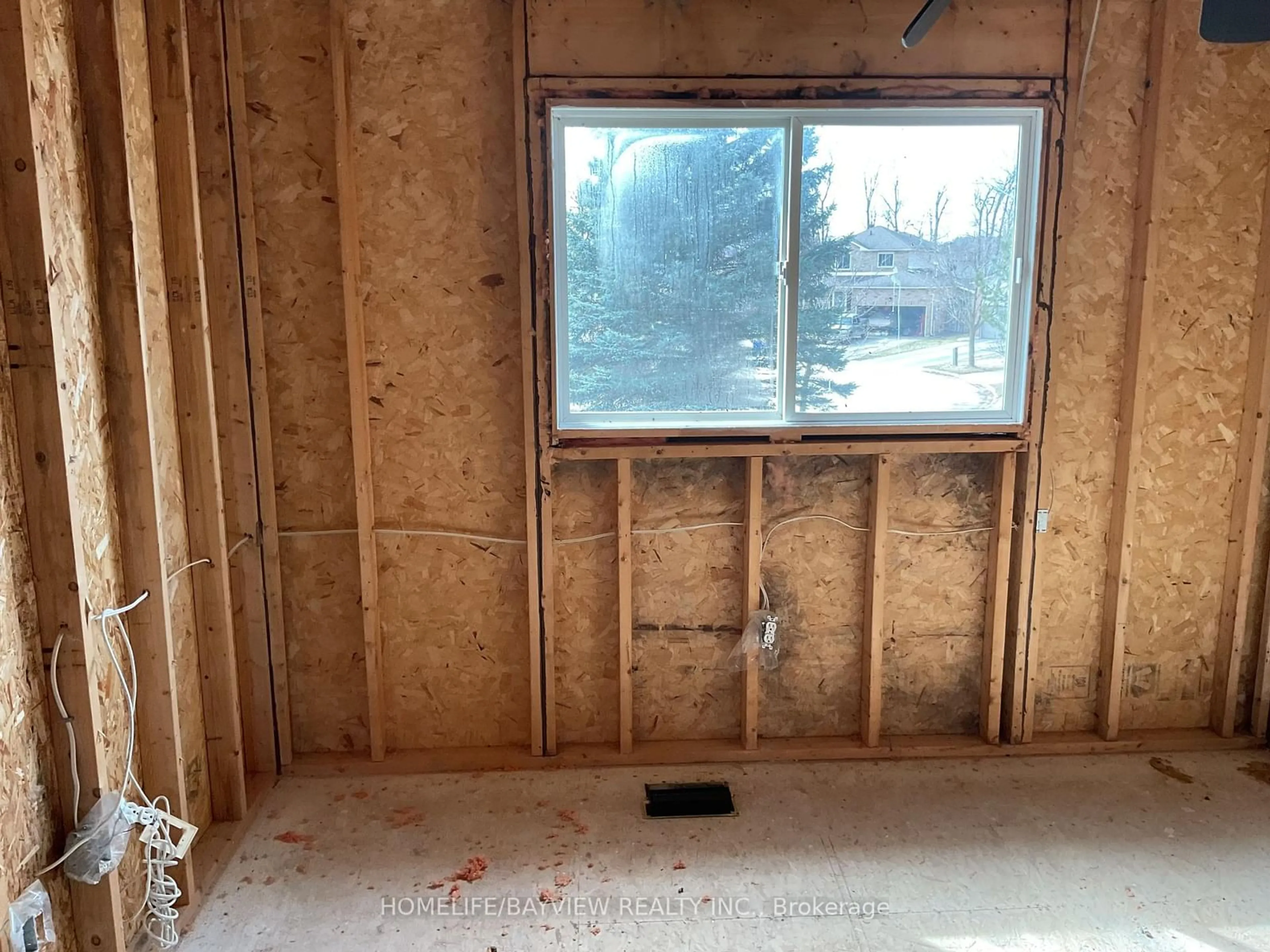 A pic of a room for 14 Barre Dr, Barrie Ontario L4N 7N6