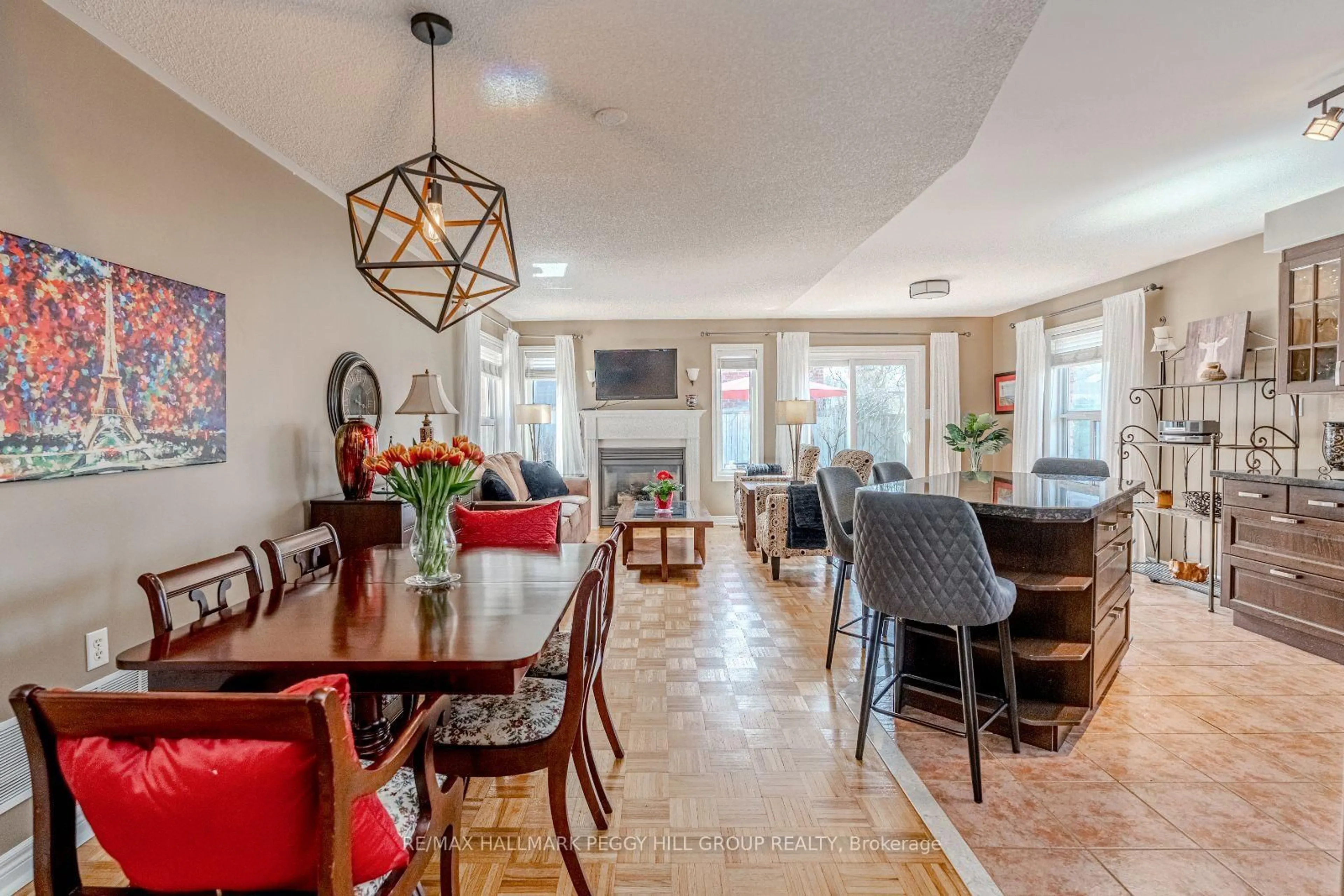 Dining room, ceramic/tile floor for 1 Valley View Crt, Barrie Ontario L4N 0G7