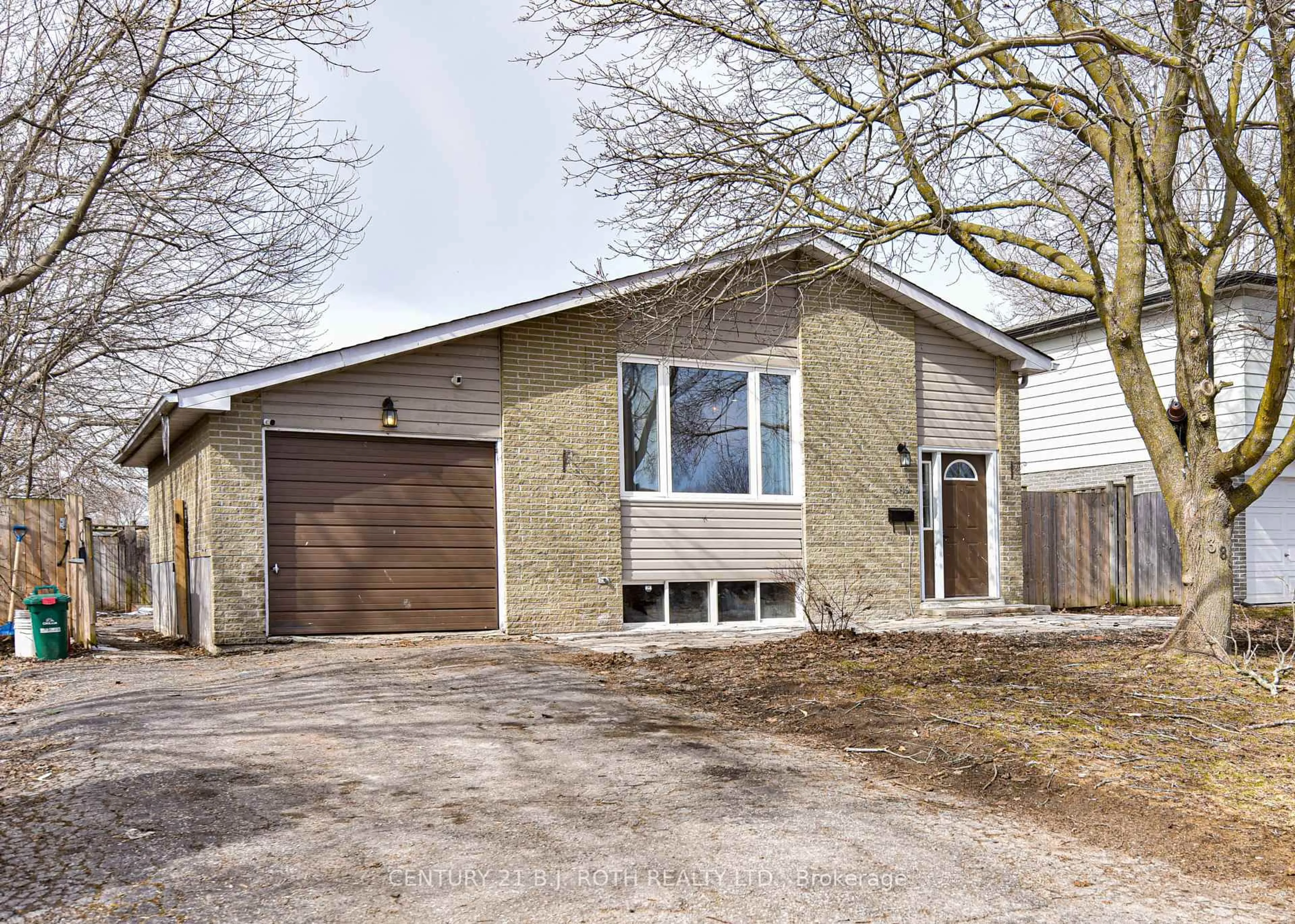Home with brick exterior material, street for 389 Raymond Ave, Orillia Ontario L3V 6S6