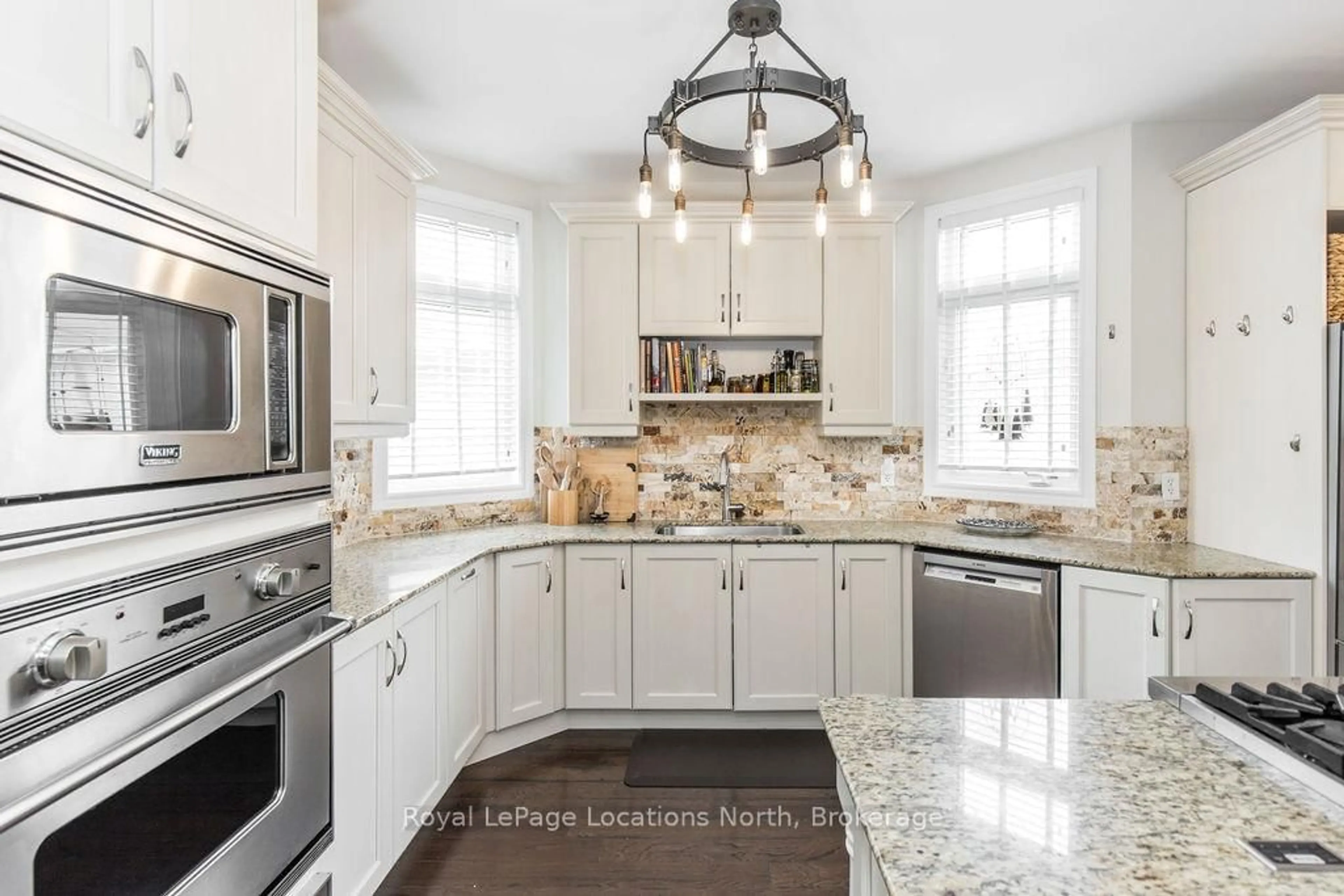 Contemporary kitchen, ceramic/tile floor for 58 Waterview Rd, Wasaga Beach Ontario L9Z 0E9