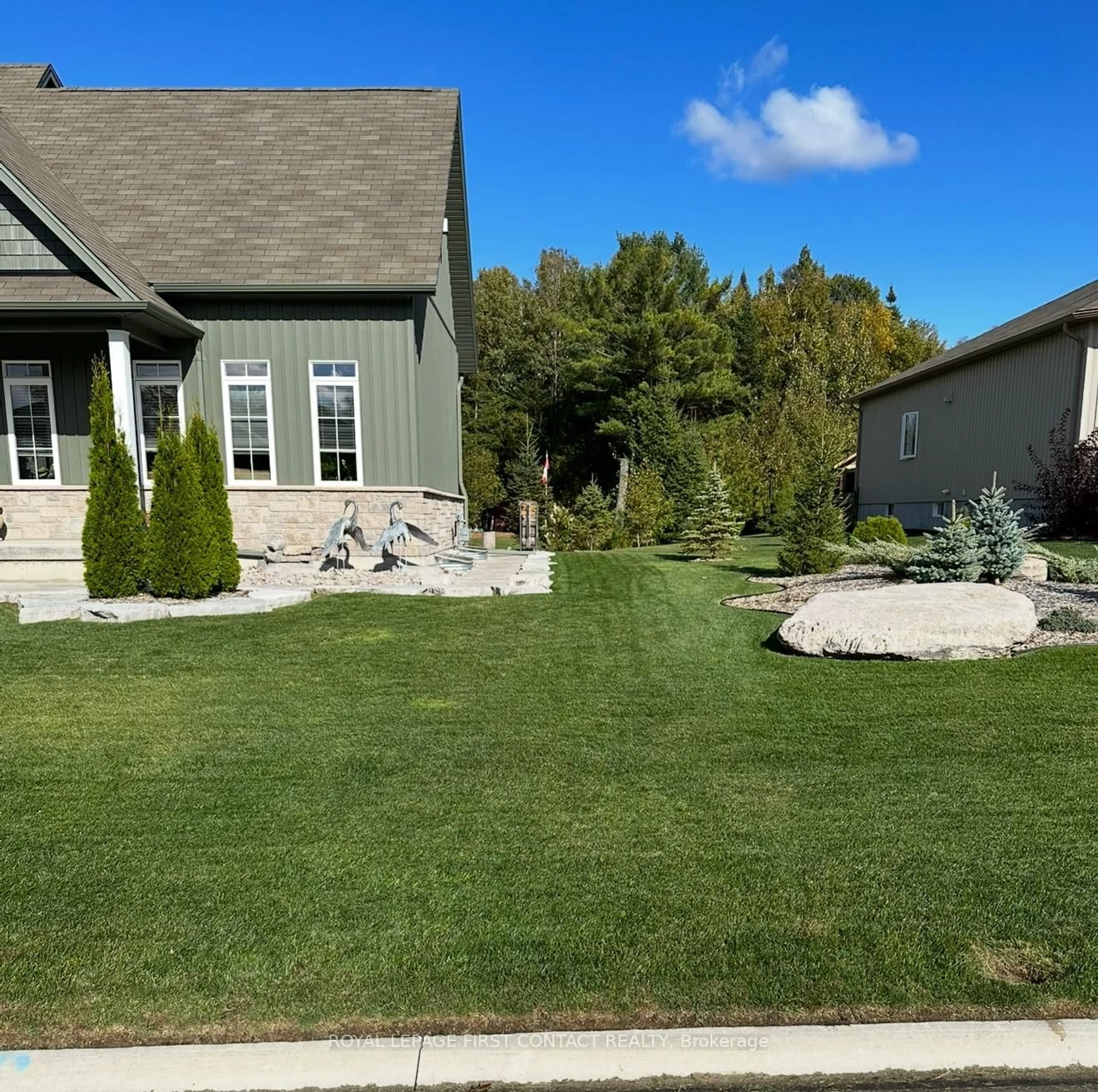 A pic from outside/outdoor area/front of a property/back of a property/a pic from drone, street for 5 Charlie Rawson Blvd, Tay Ontario L0K 2A0