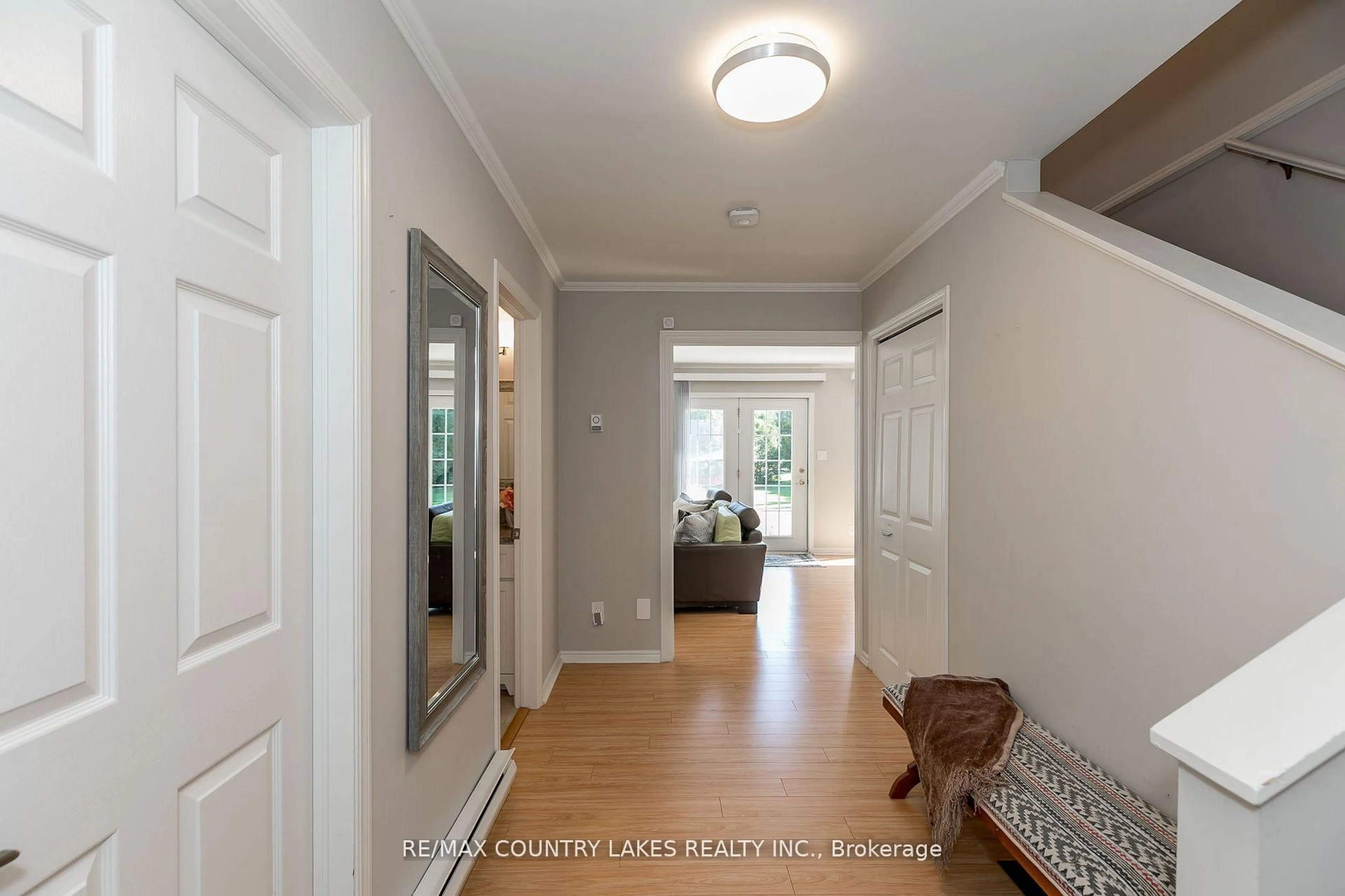 Indoor entryway for 47 Lake Ave, Ramara Ontario L0K 1B0