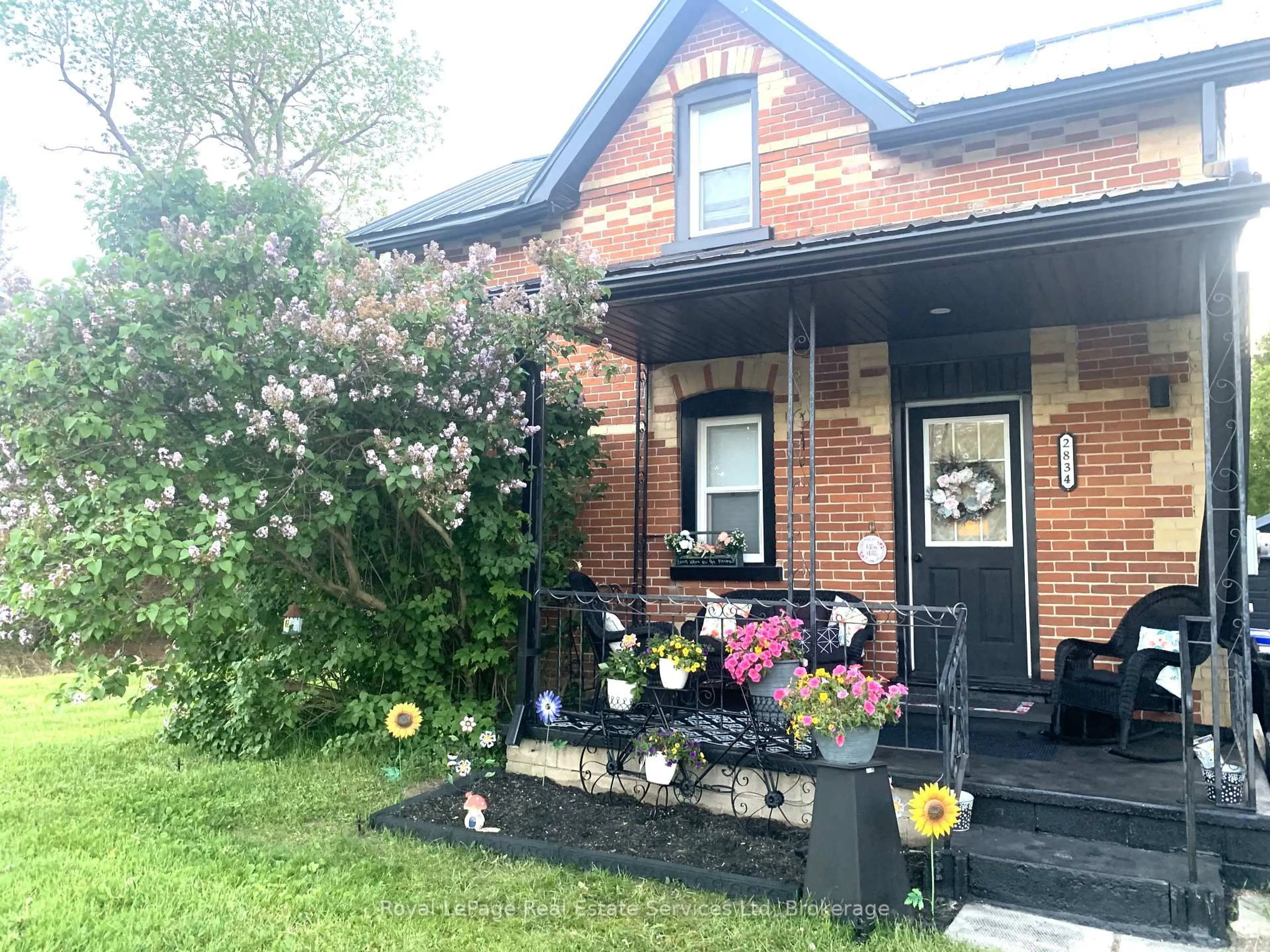 Home with brick exterior material, street for 2834 County Road 124 Rd, Clearview Ontario L0M 1H0