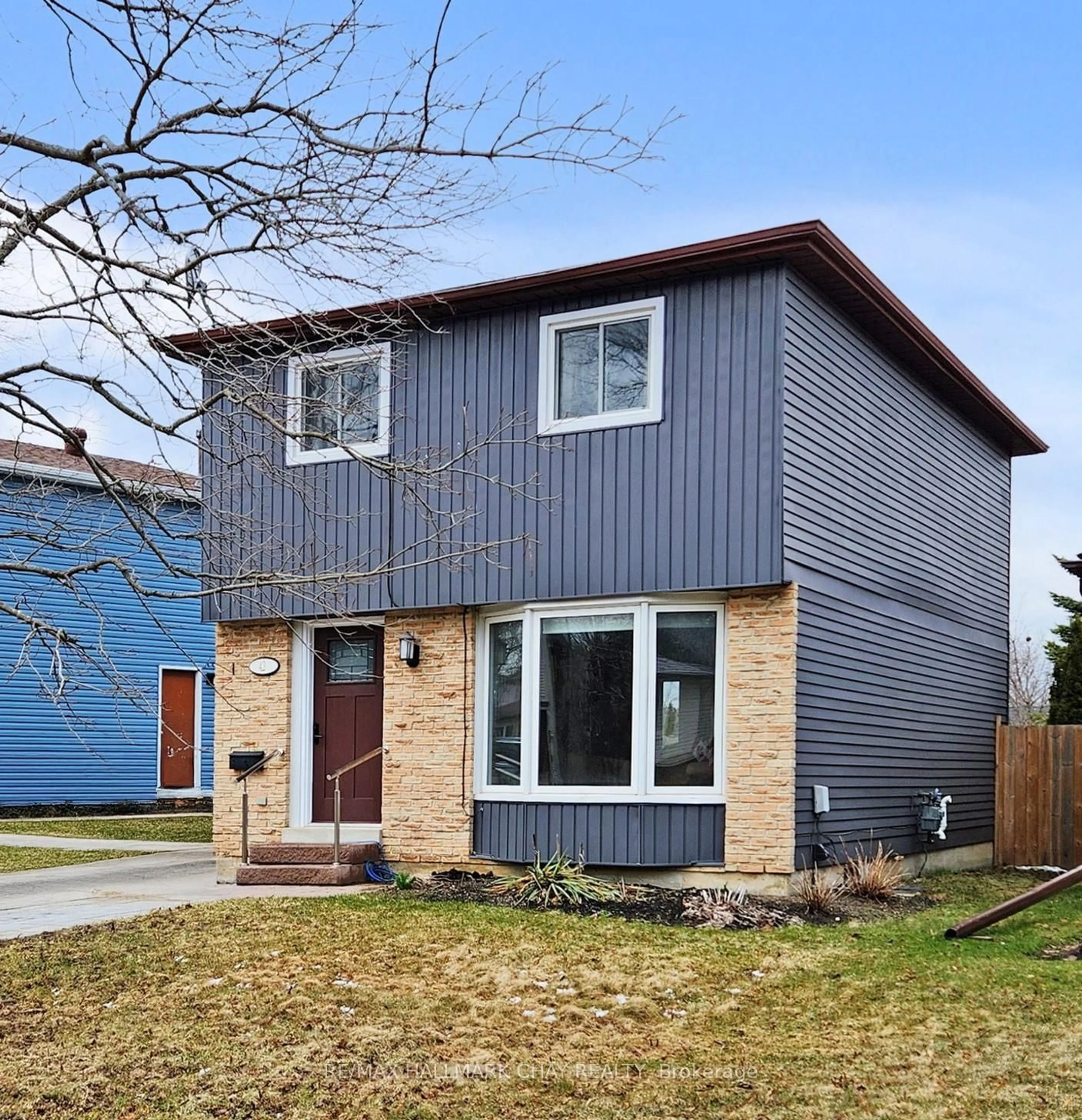 Home with brick exterior material, street for 42 Janice Dr, Barrie Ontario L4N 5N4
