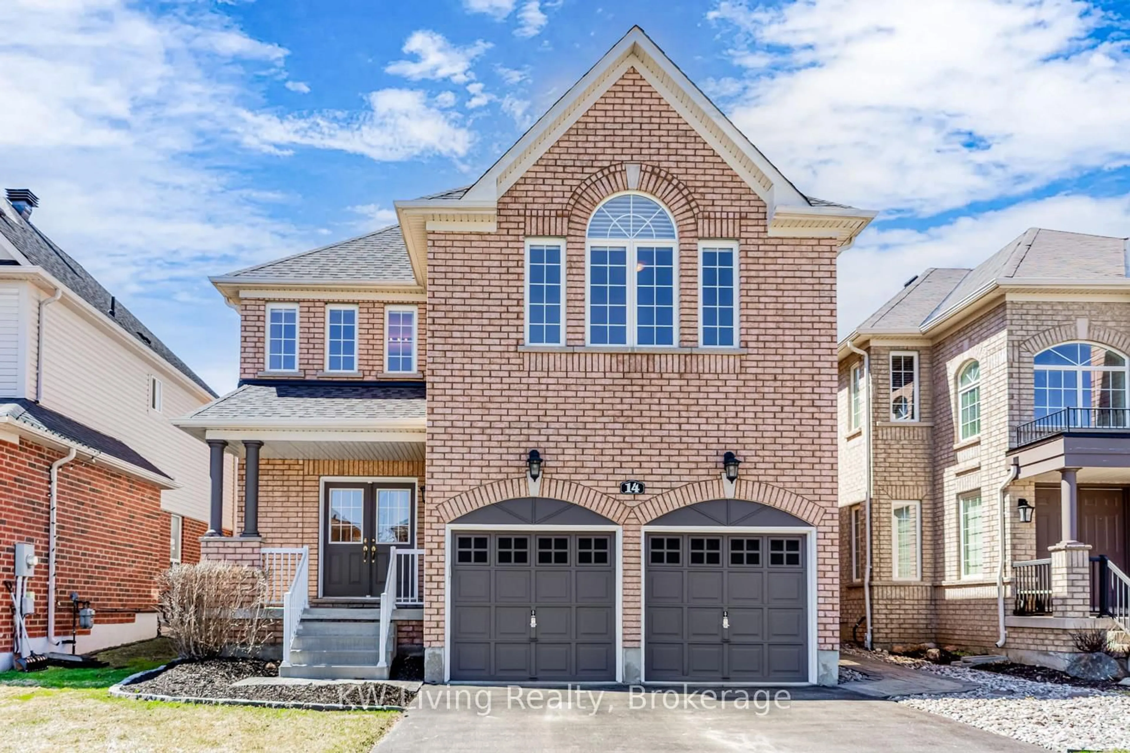 Home with brick exterior material, street for 14 Charlemagne Ave, Barrie Ontario L4M 0A9