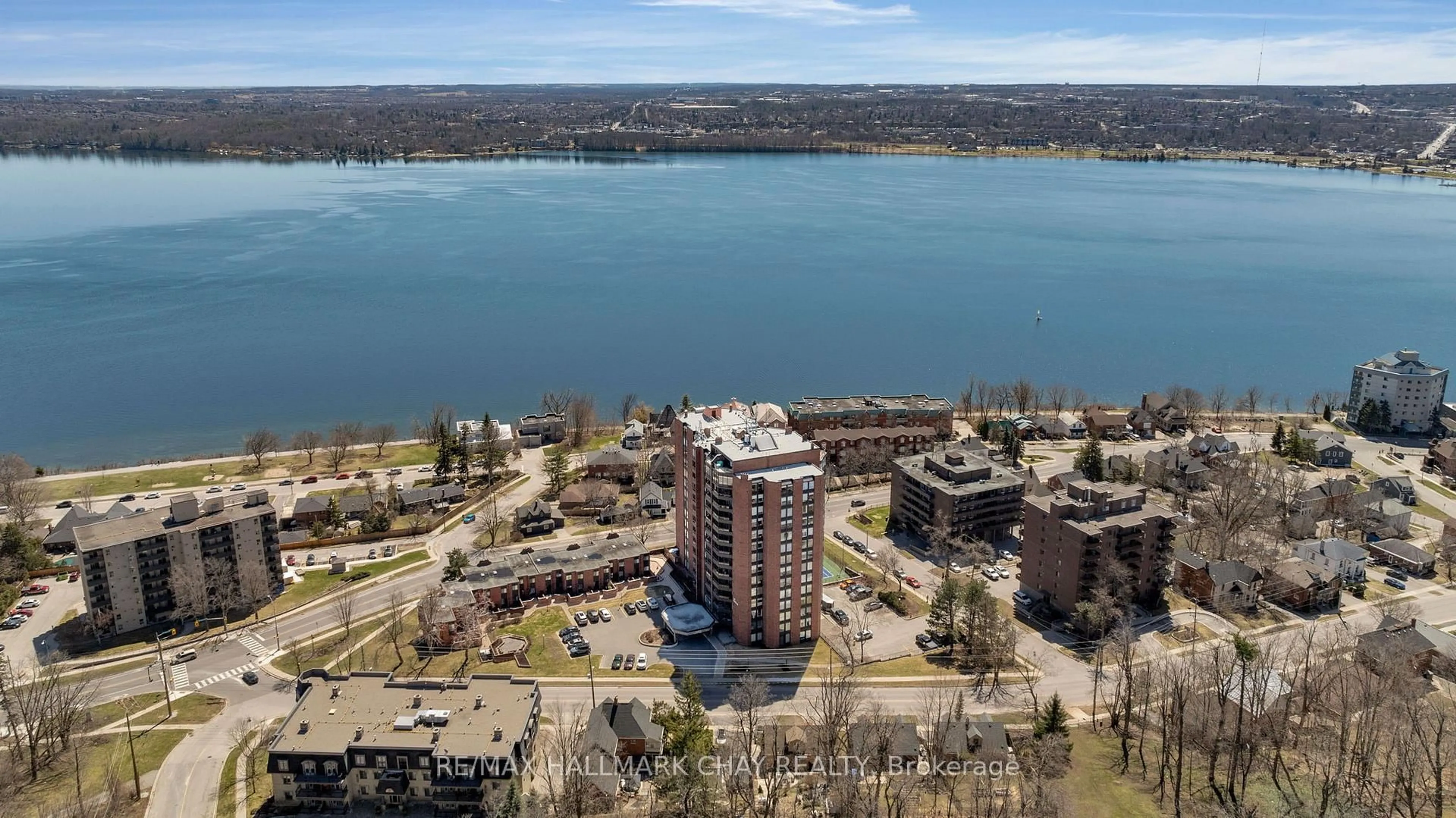 A pic from outside/outdoor area/front of a property/back of a property/a pic from drone, water/lake/river/ocean view for 181 Collier St #1403, Barrie Ontario L4M 5L6