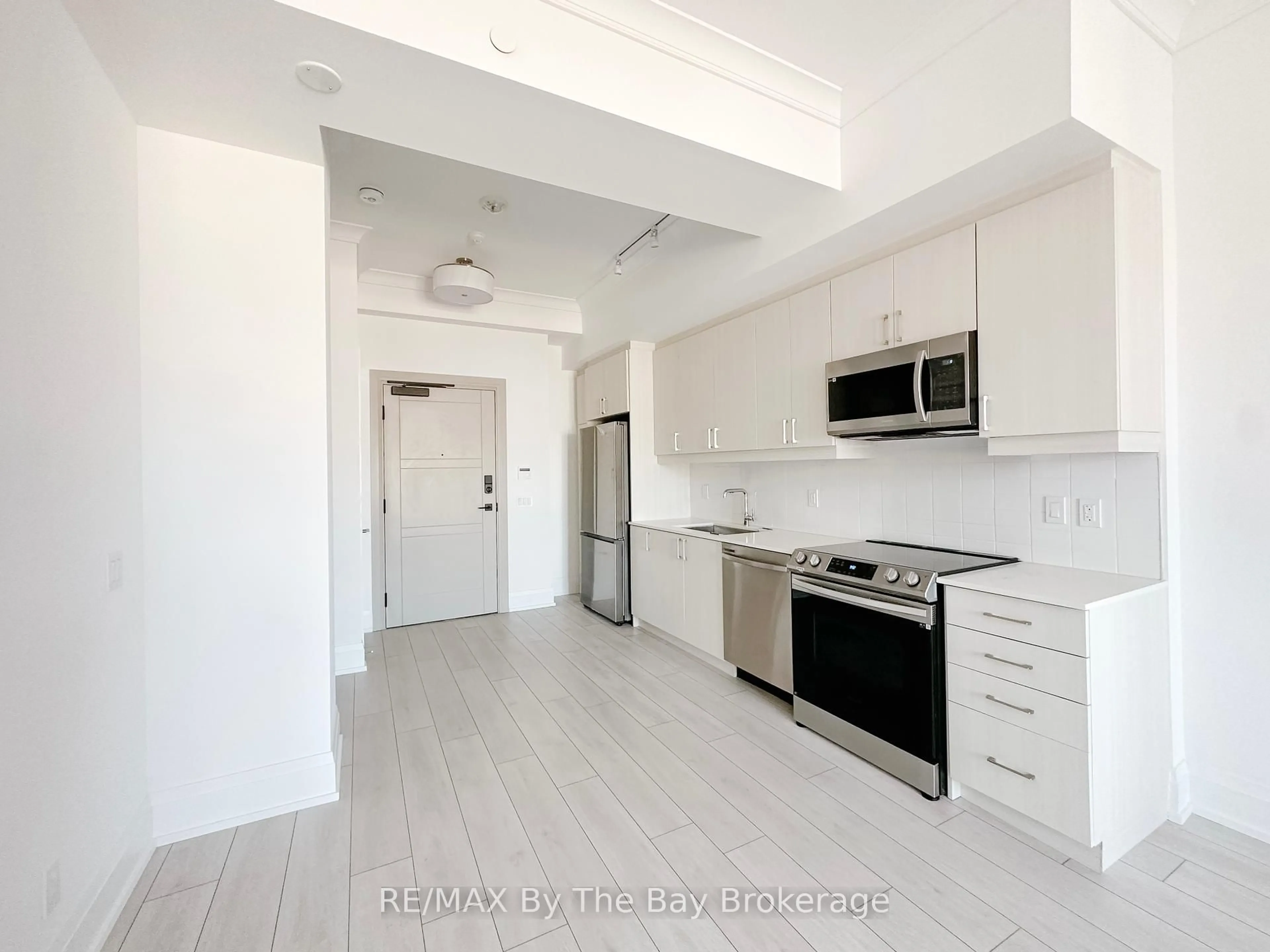 Unknown for 1 Hume St #218, Collingwood Ontario L9Y 0X3