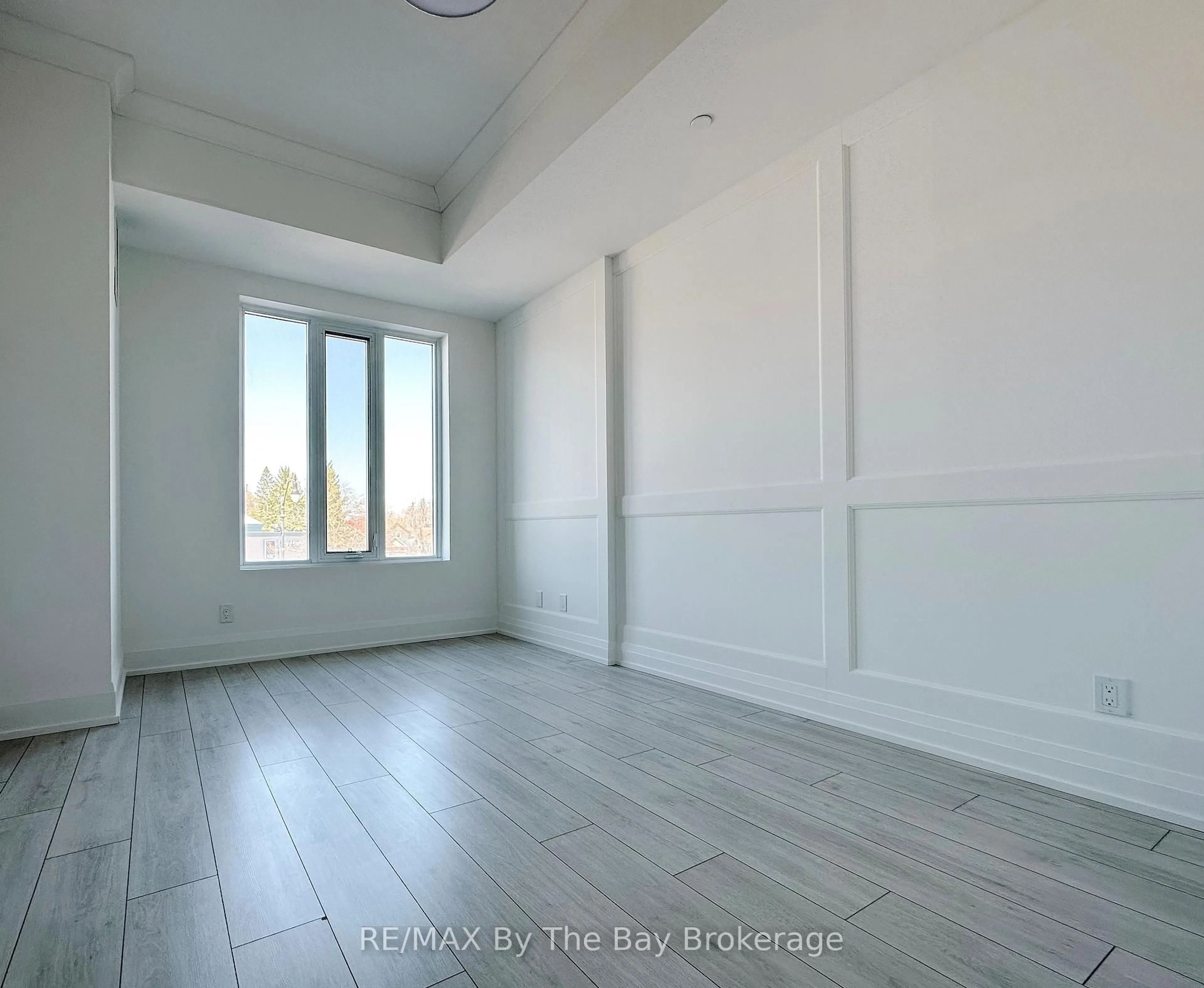 A pic of a room for 1 Hume St #218, Collingwood Ontario L9Y 0X3